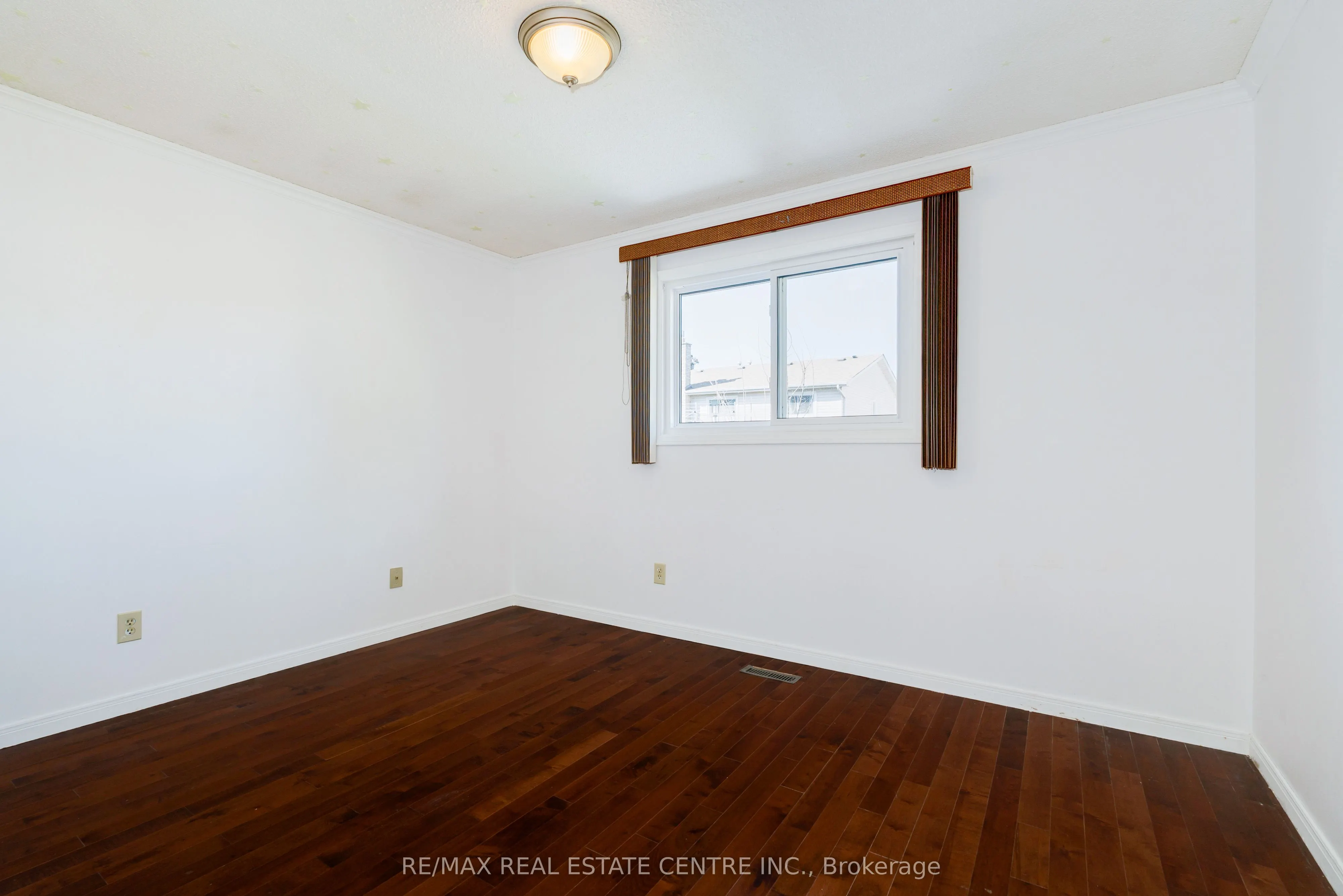 33 Millhouse Crescent