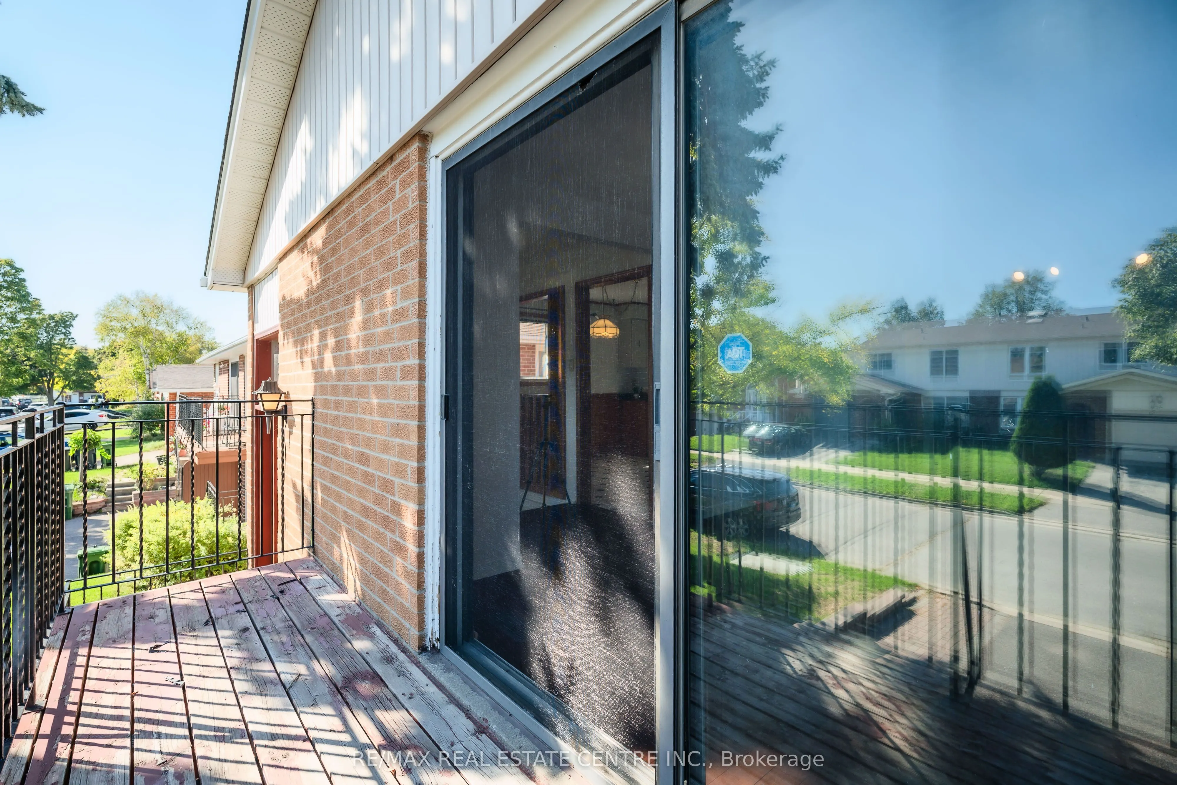 33 Millhouse Crescent