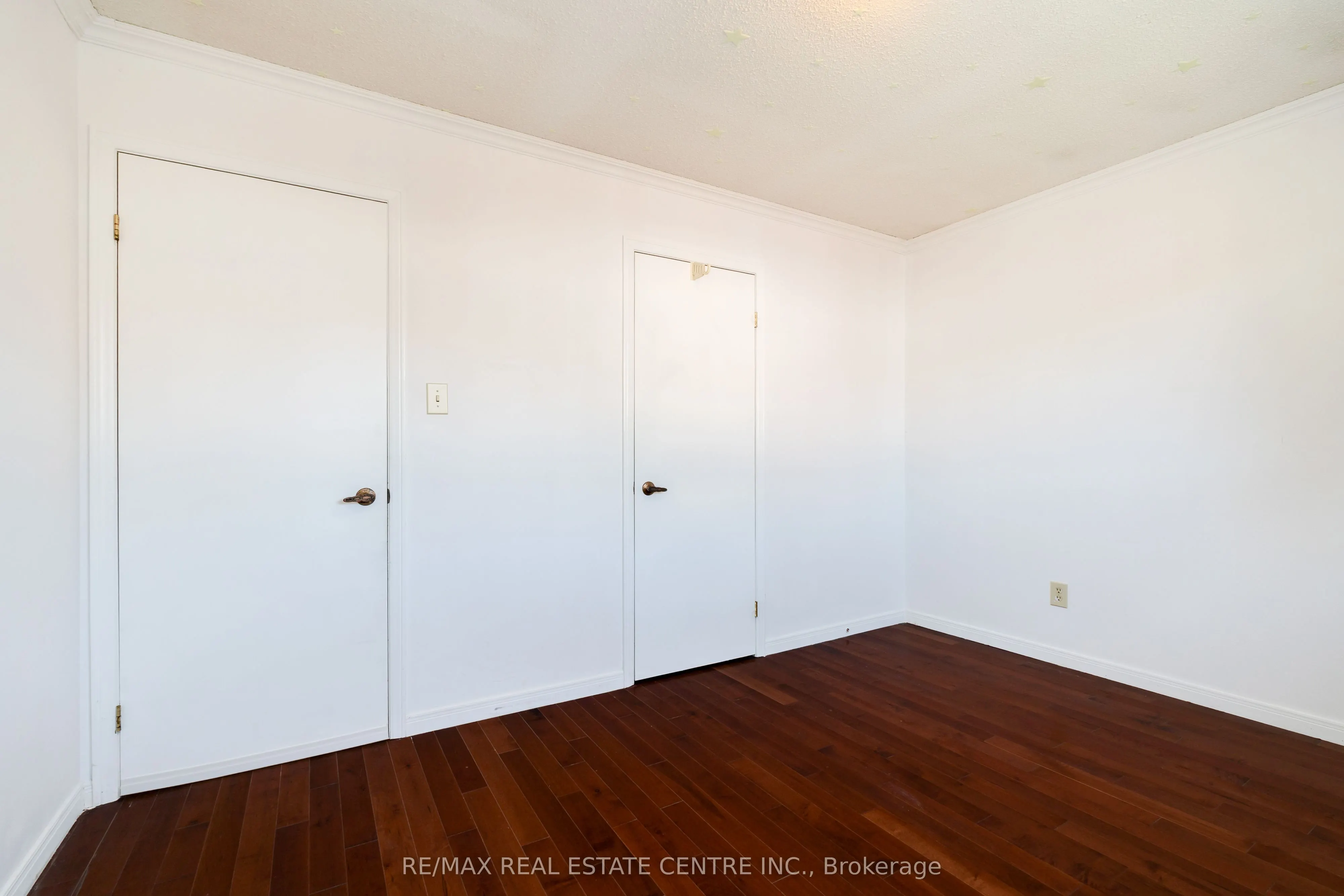 33 Millhouse Crescent