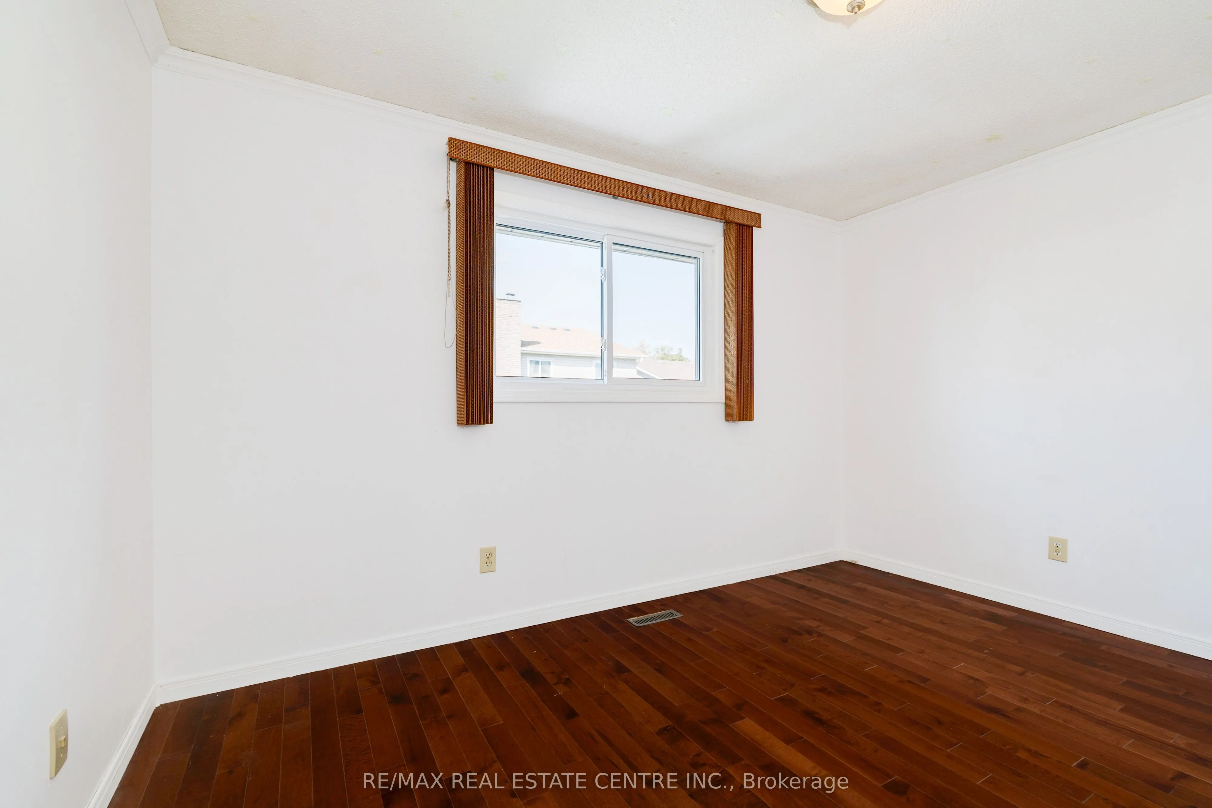 33 Millhouse Crescent