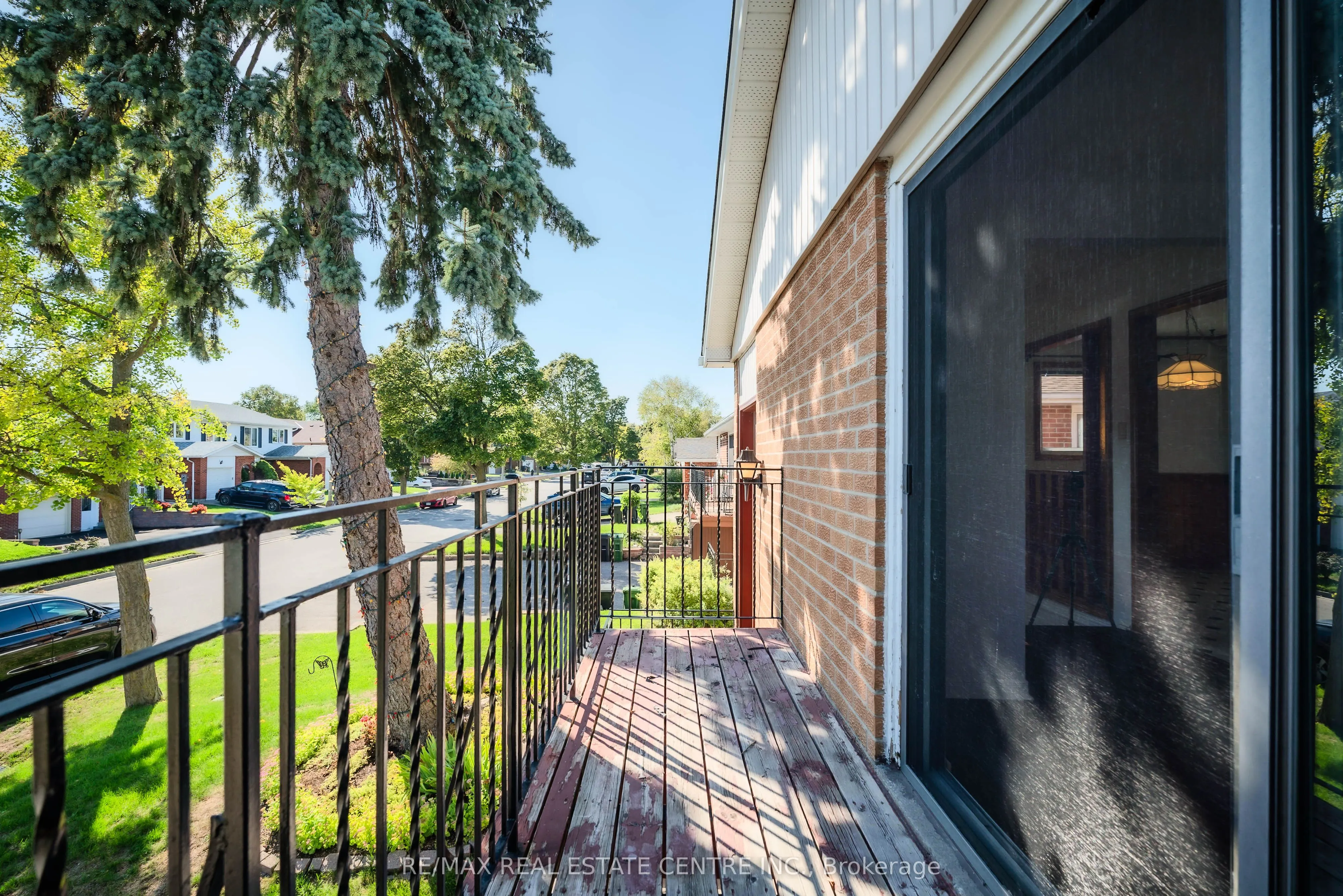 33 Millhouse Crescent