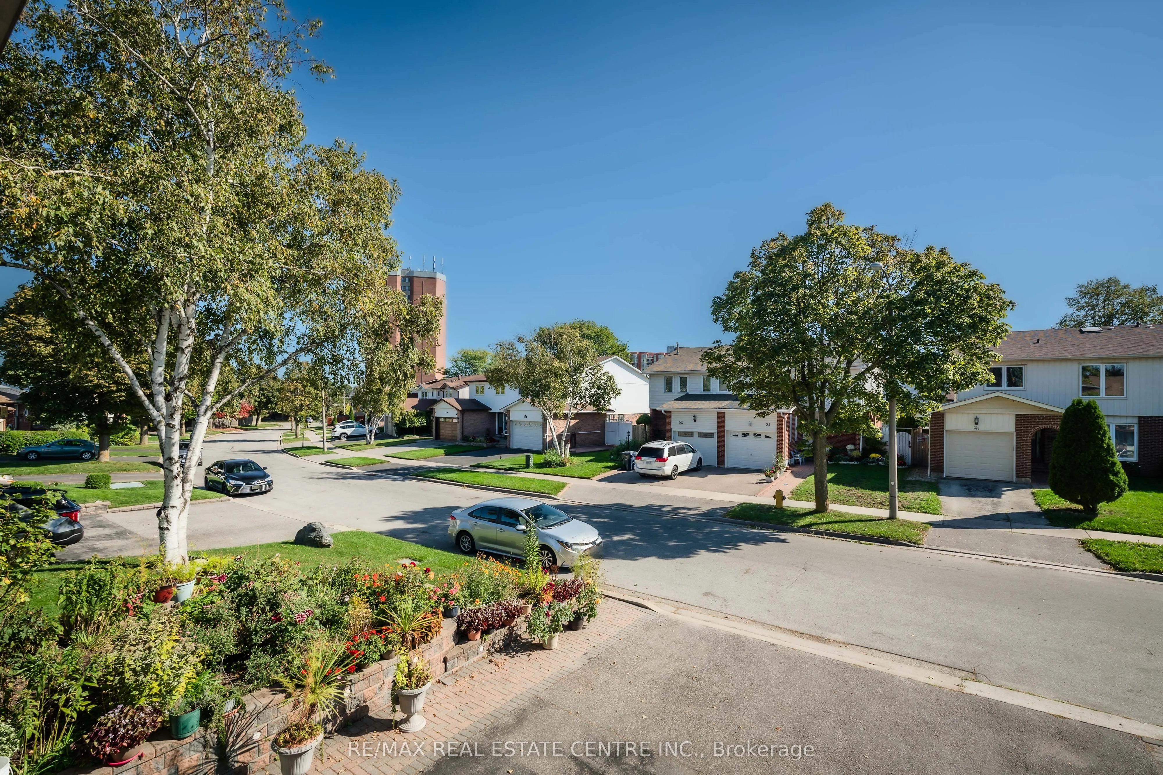 33 Millhouse Crescent