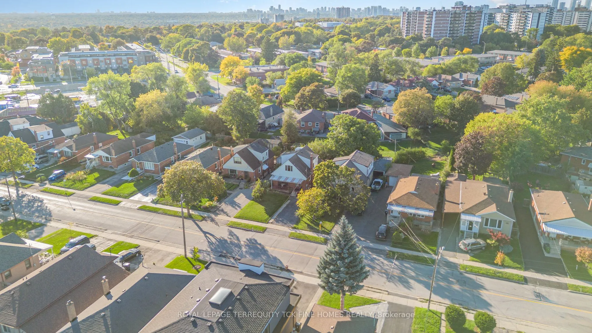 28 Lynvalley Crescent
