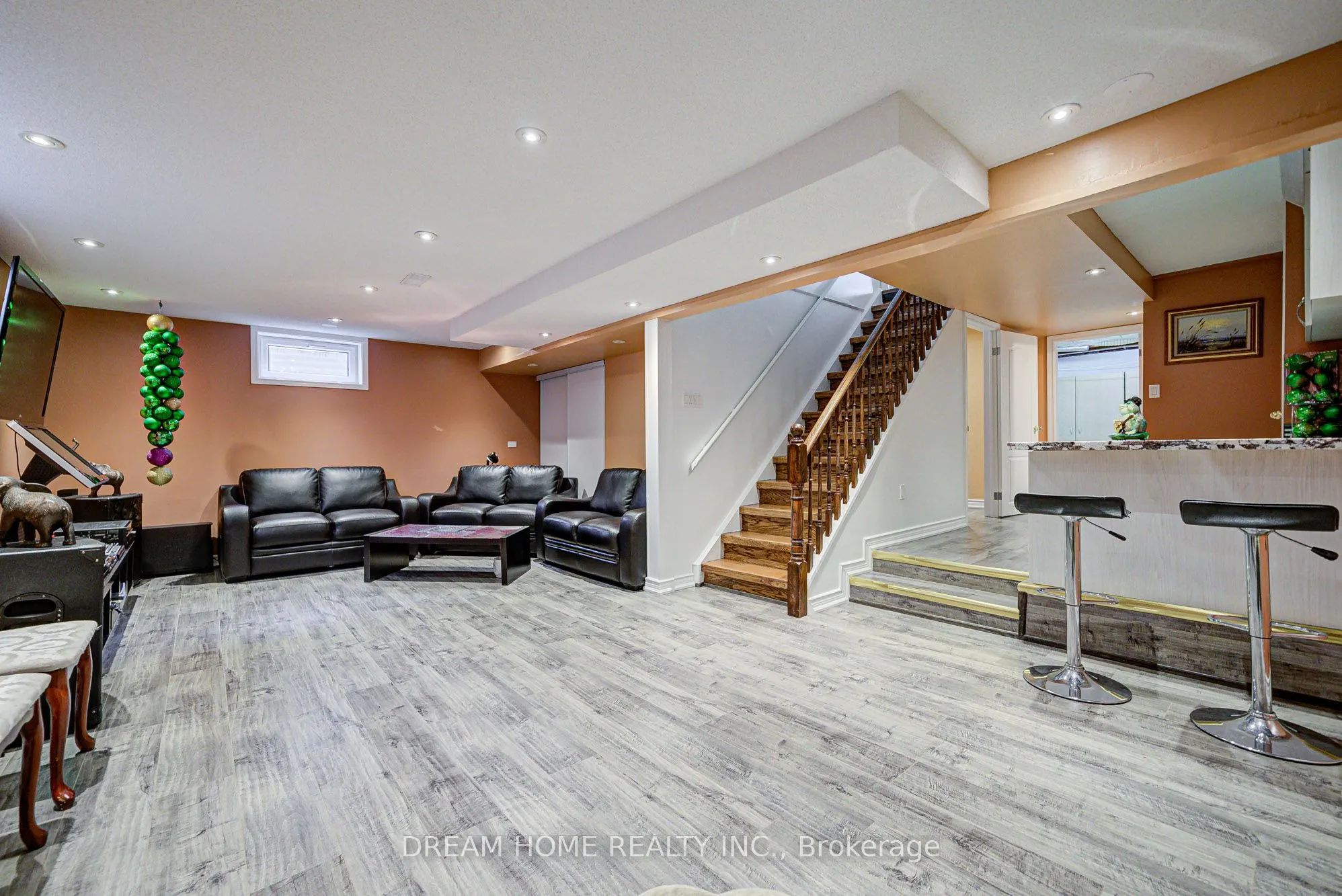 811 Huntingwood Drive