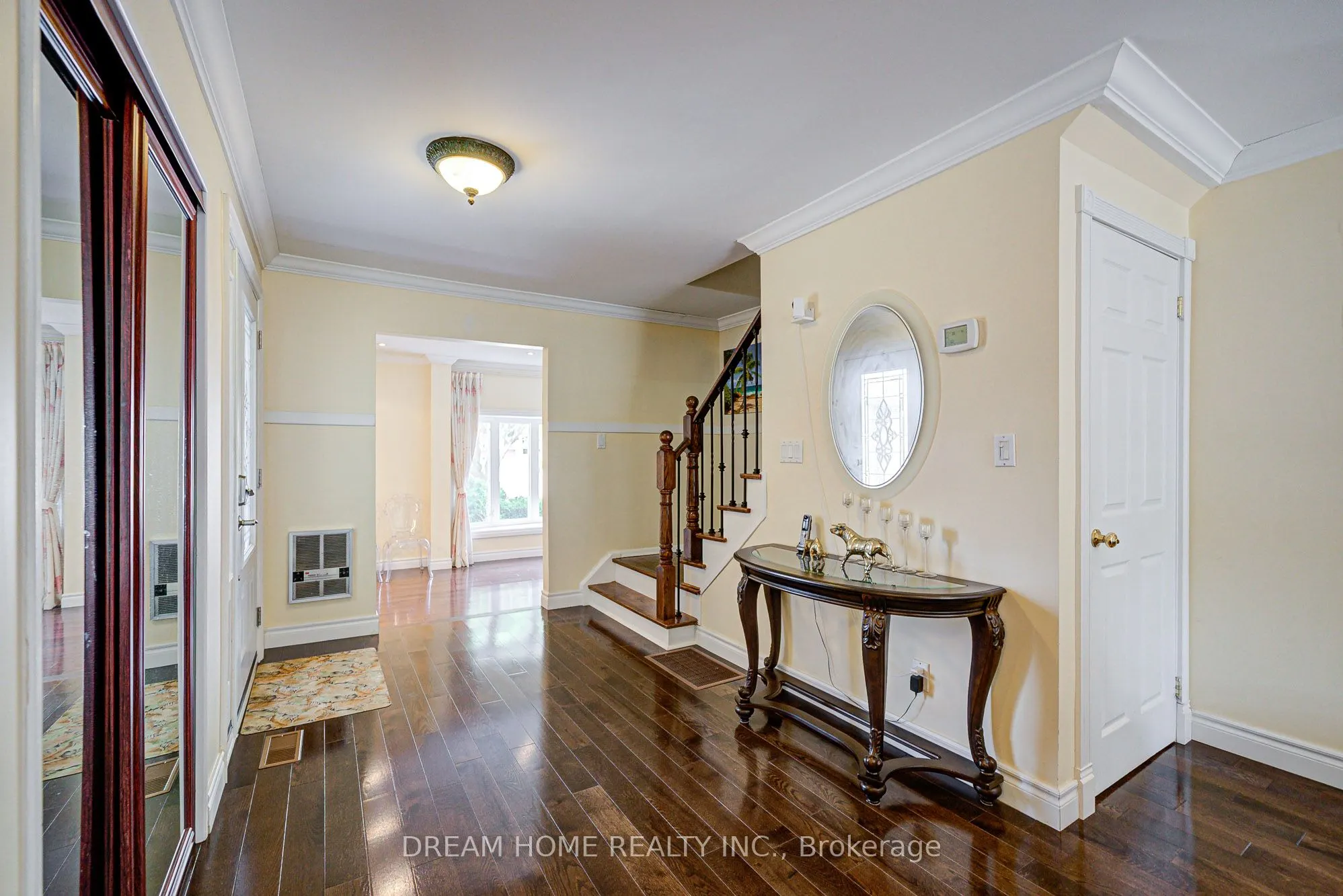 811 Huntingwood Drive