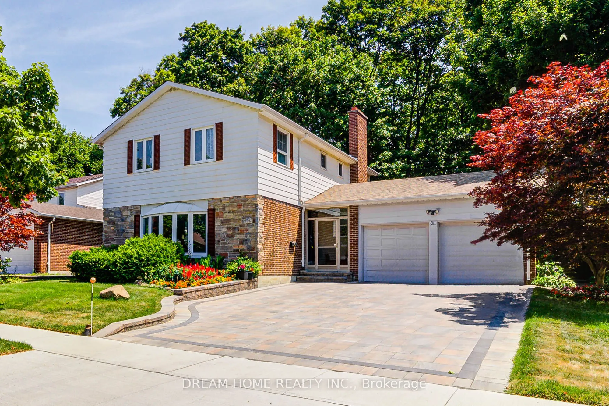 811 Huntingwood Drive