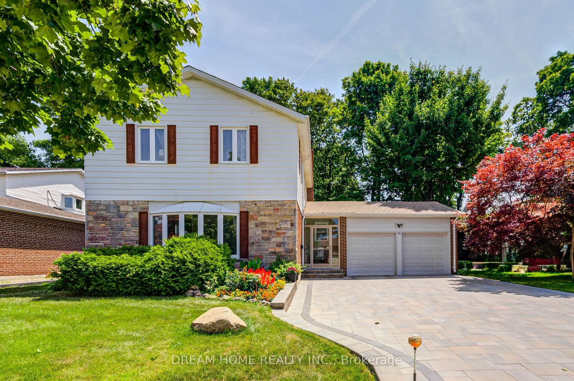 811 Huntingwood Drive