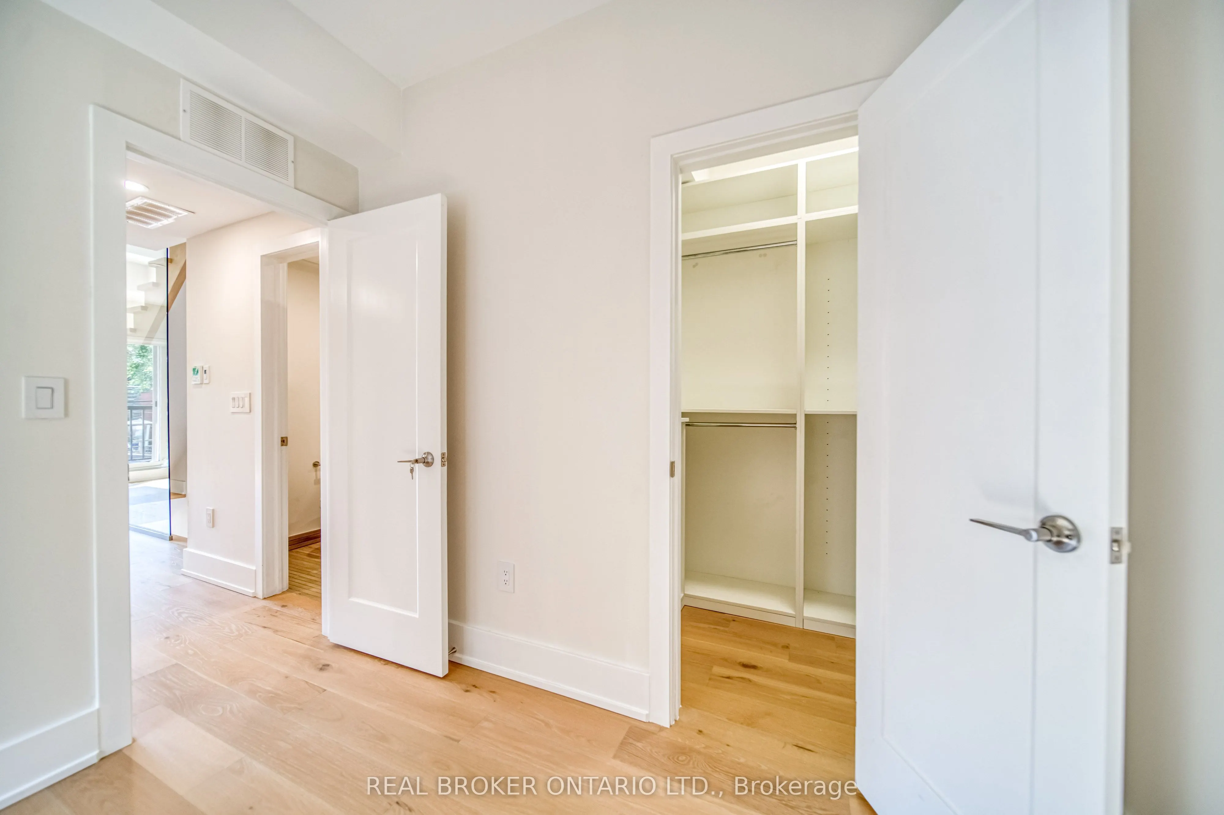 72 Jones Avenue, #Unit R