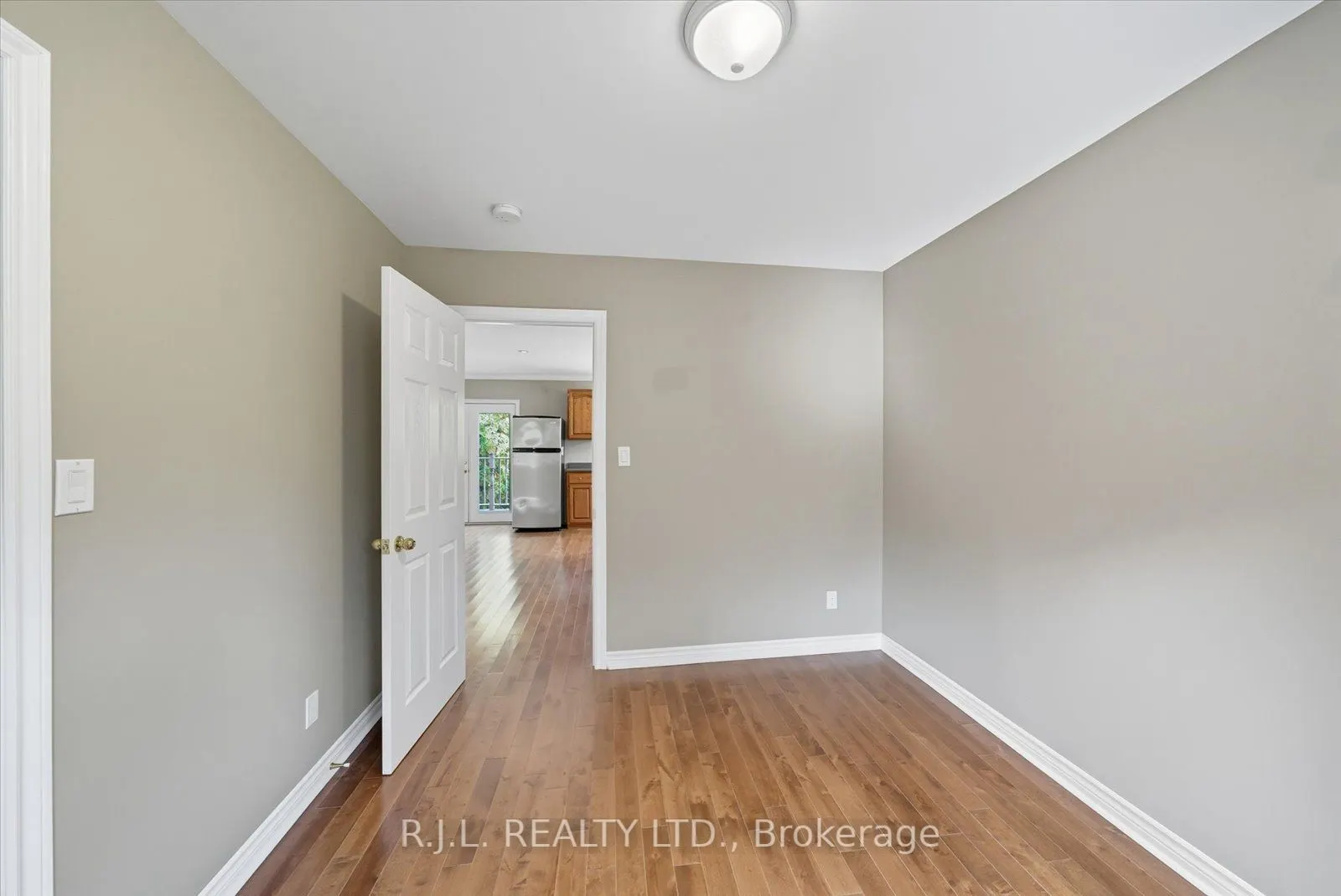178 Platten Boulevard