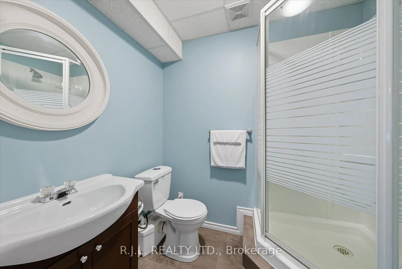 178 Platten Boulevard