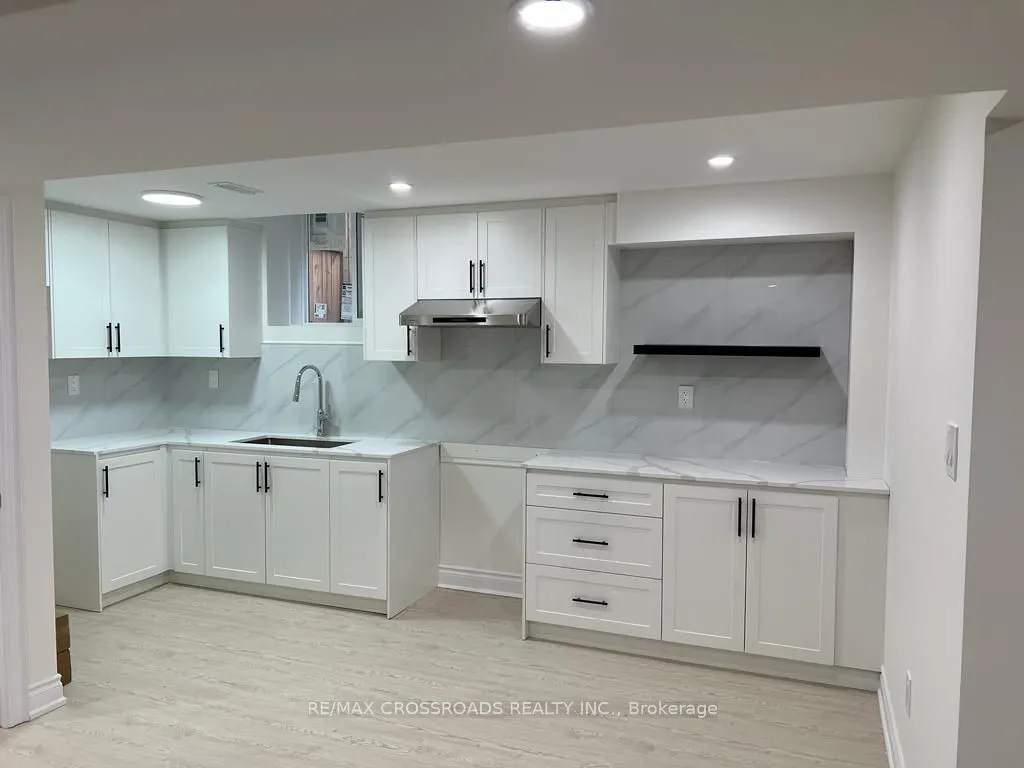 4 Gillett Drive, #Lower