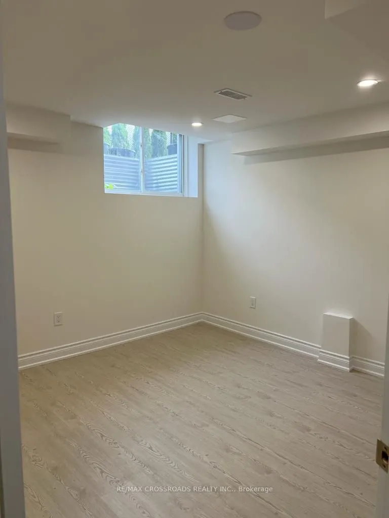 4 Gillett Drive, #Lower
