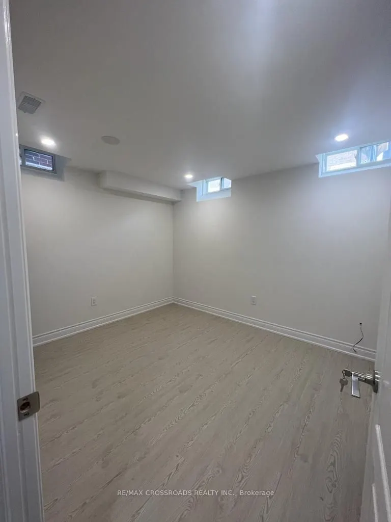 4 Gillett Drive, #Lower