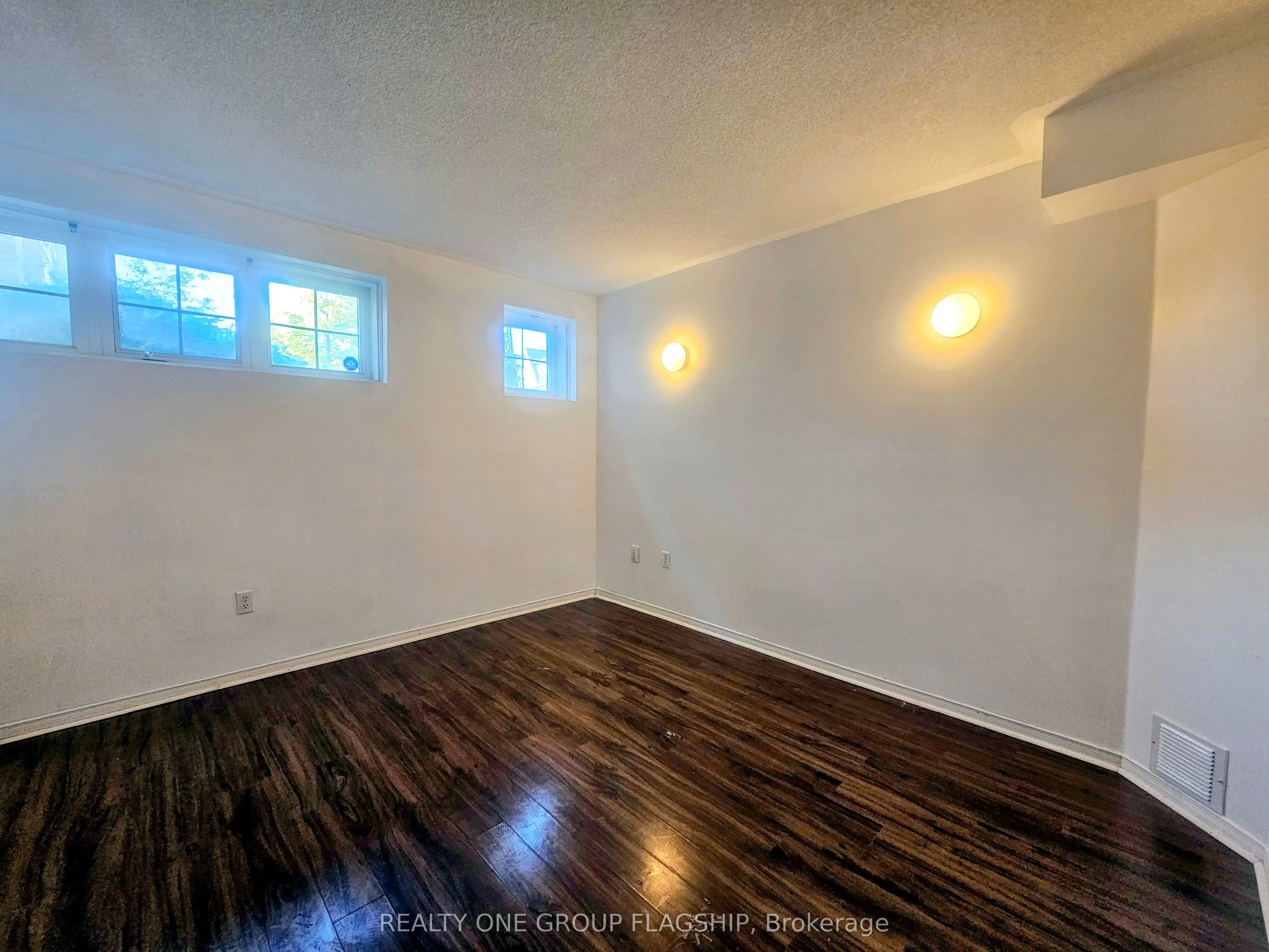 42 Pinery Trail, #7
