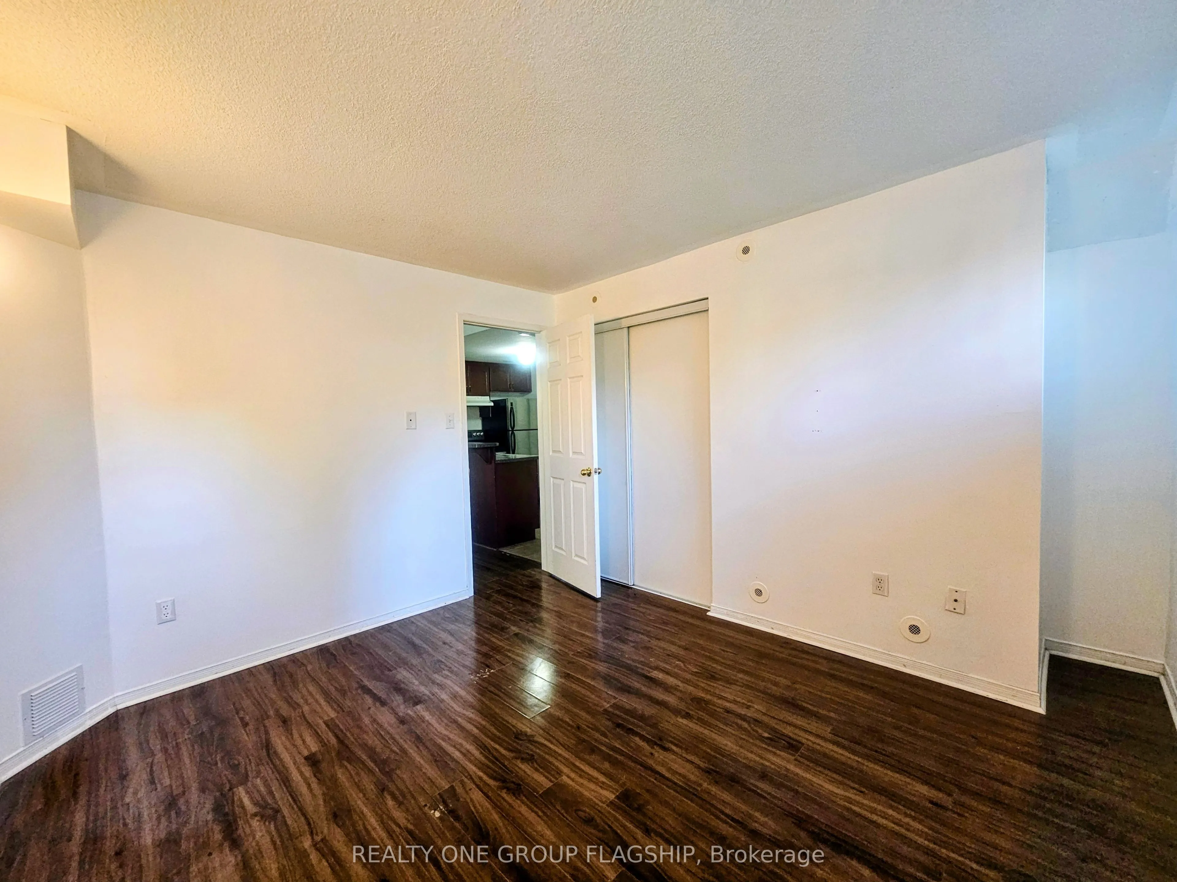 42 Pinery Trail, #7