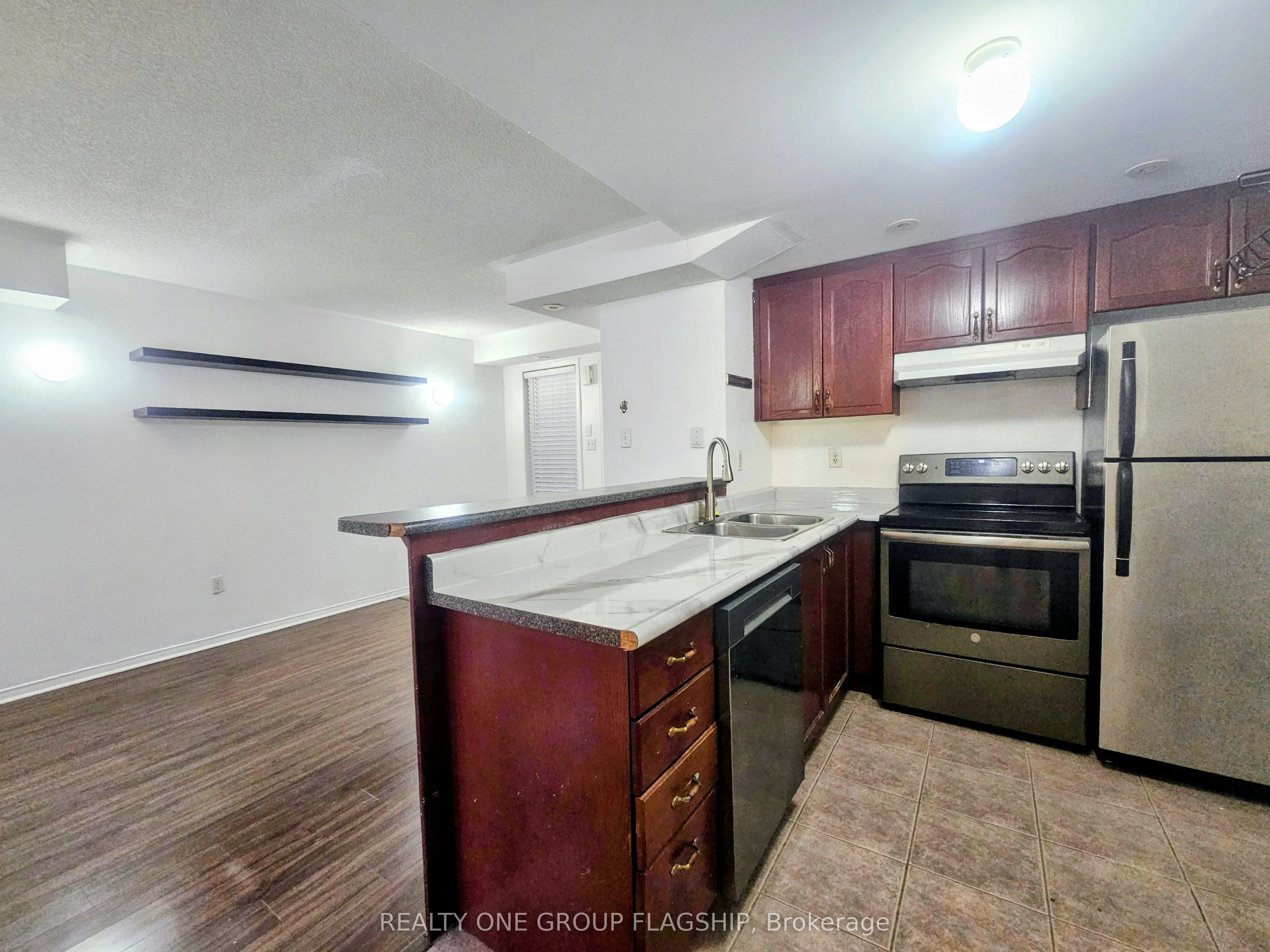 42 Pinery Trail, #7