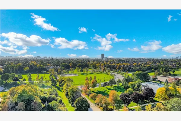 330 Alton Towers Circle, #1611