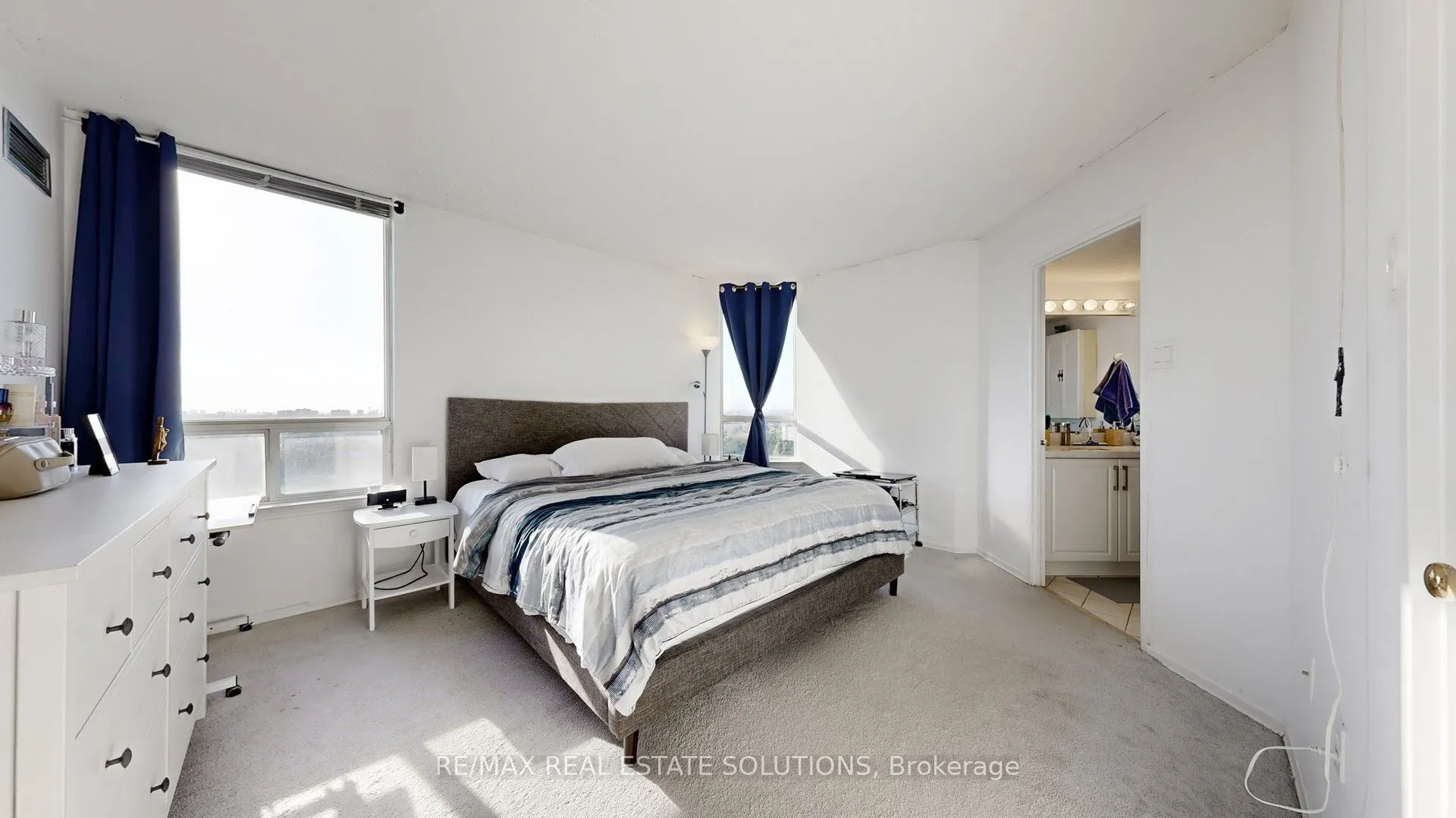 330 Alton Towers Circle, #1611