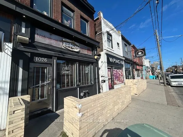 726 Gerrard Street, #Main