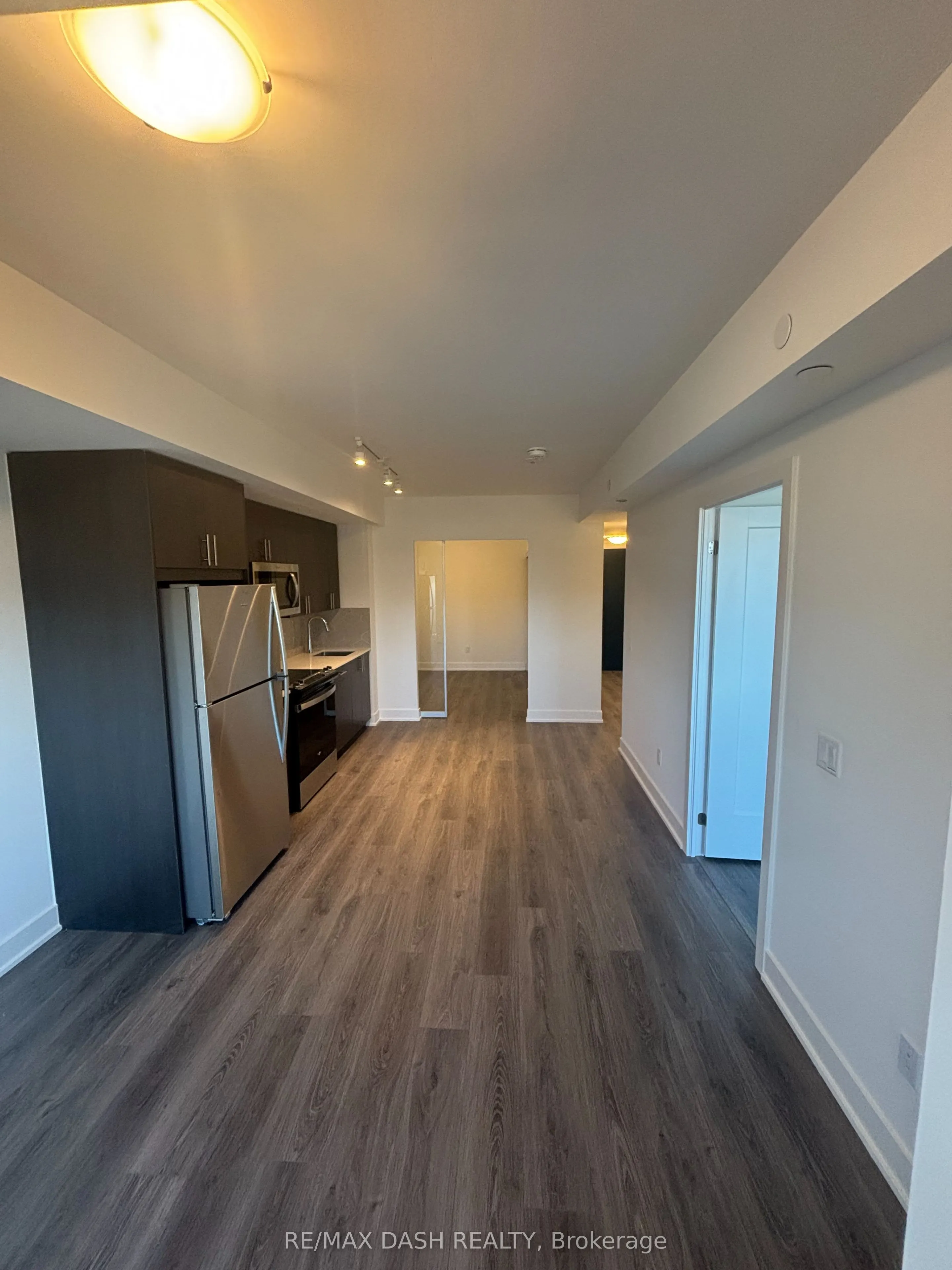 2545 Simcoe Street N, #433