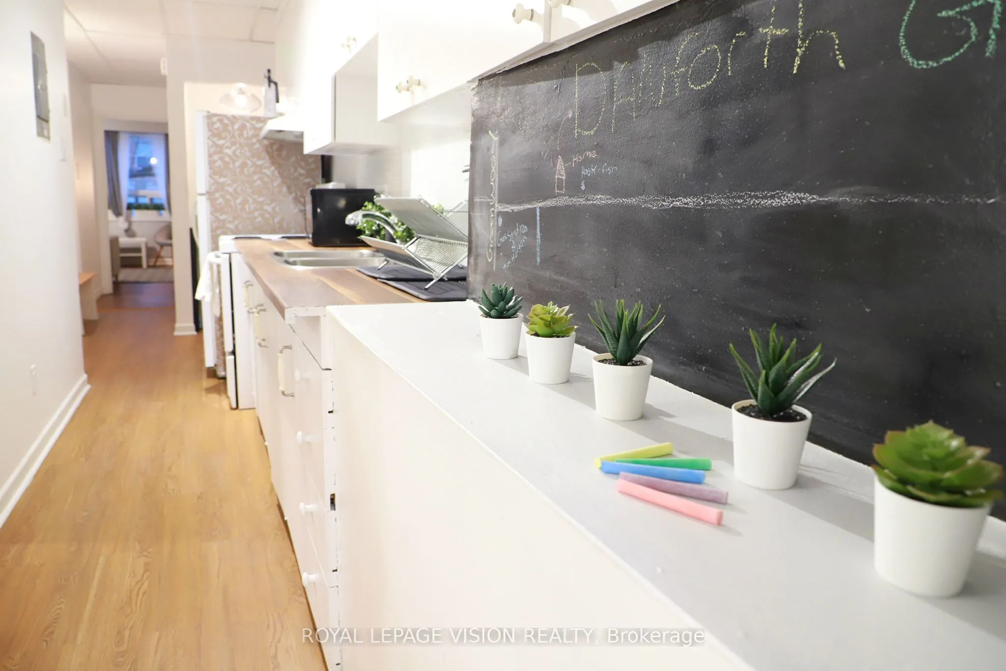 1242 Danforth Avenue, #Upper