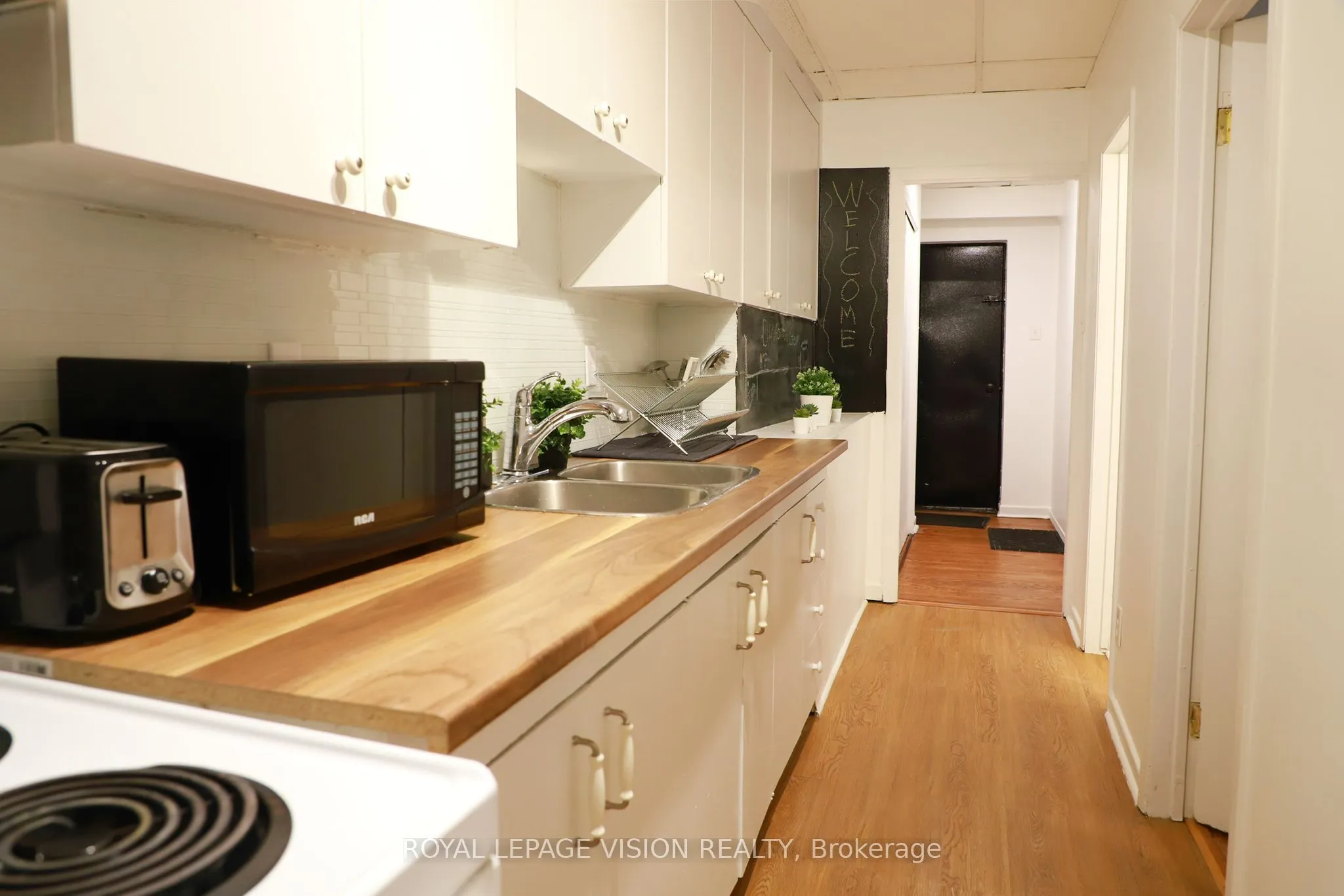 1242 Danforth Avenue, #Upper