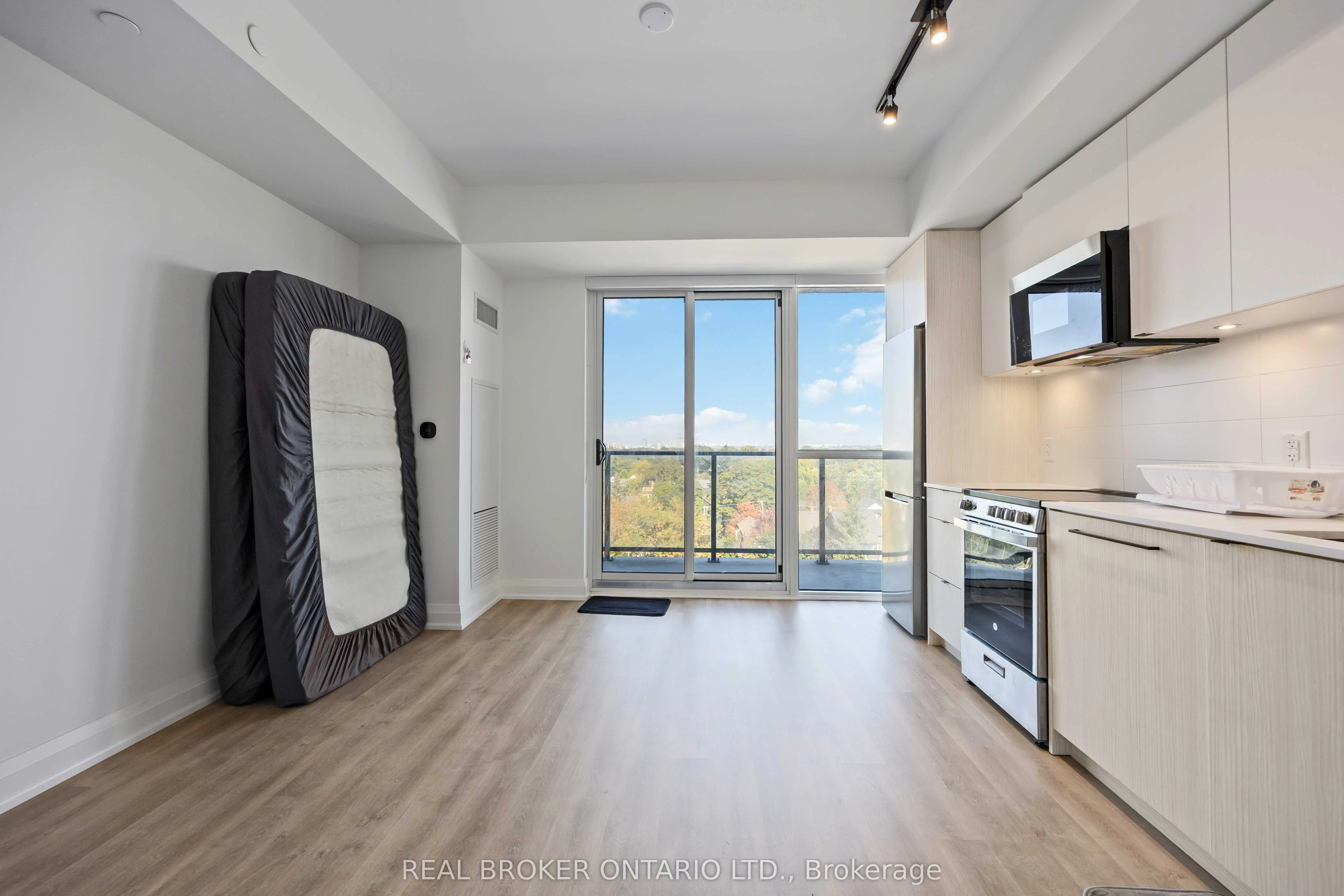 2369 Danforth Avenue, #705