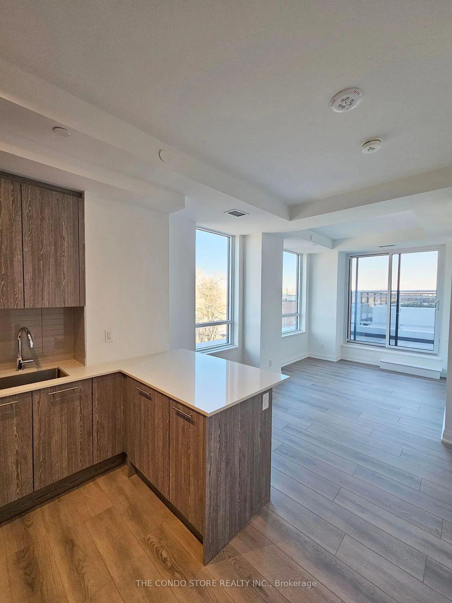 286 Main Street, #317