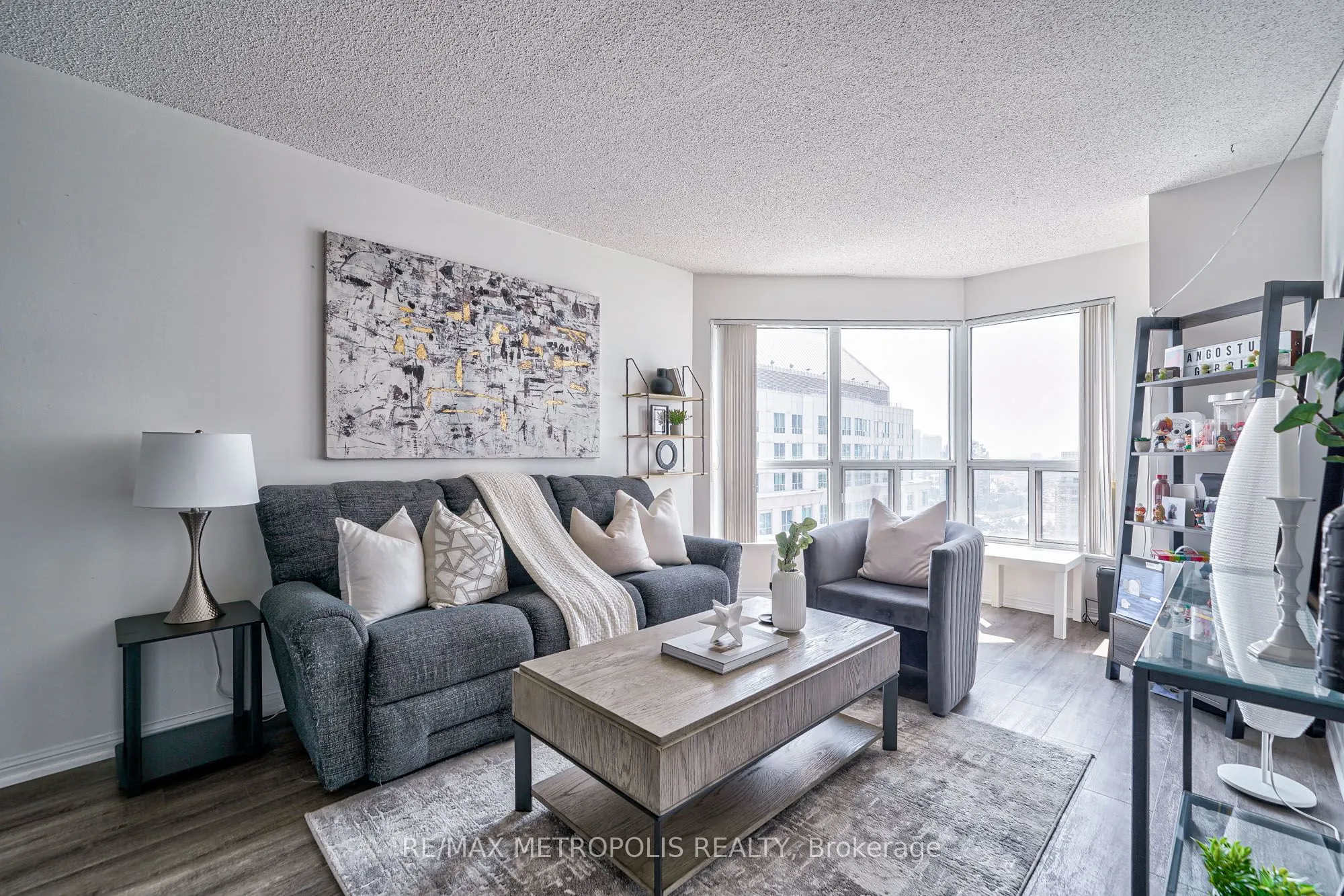 11 Lee Centre Drive, #PH109