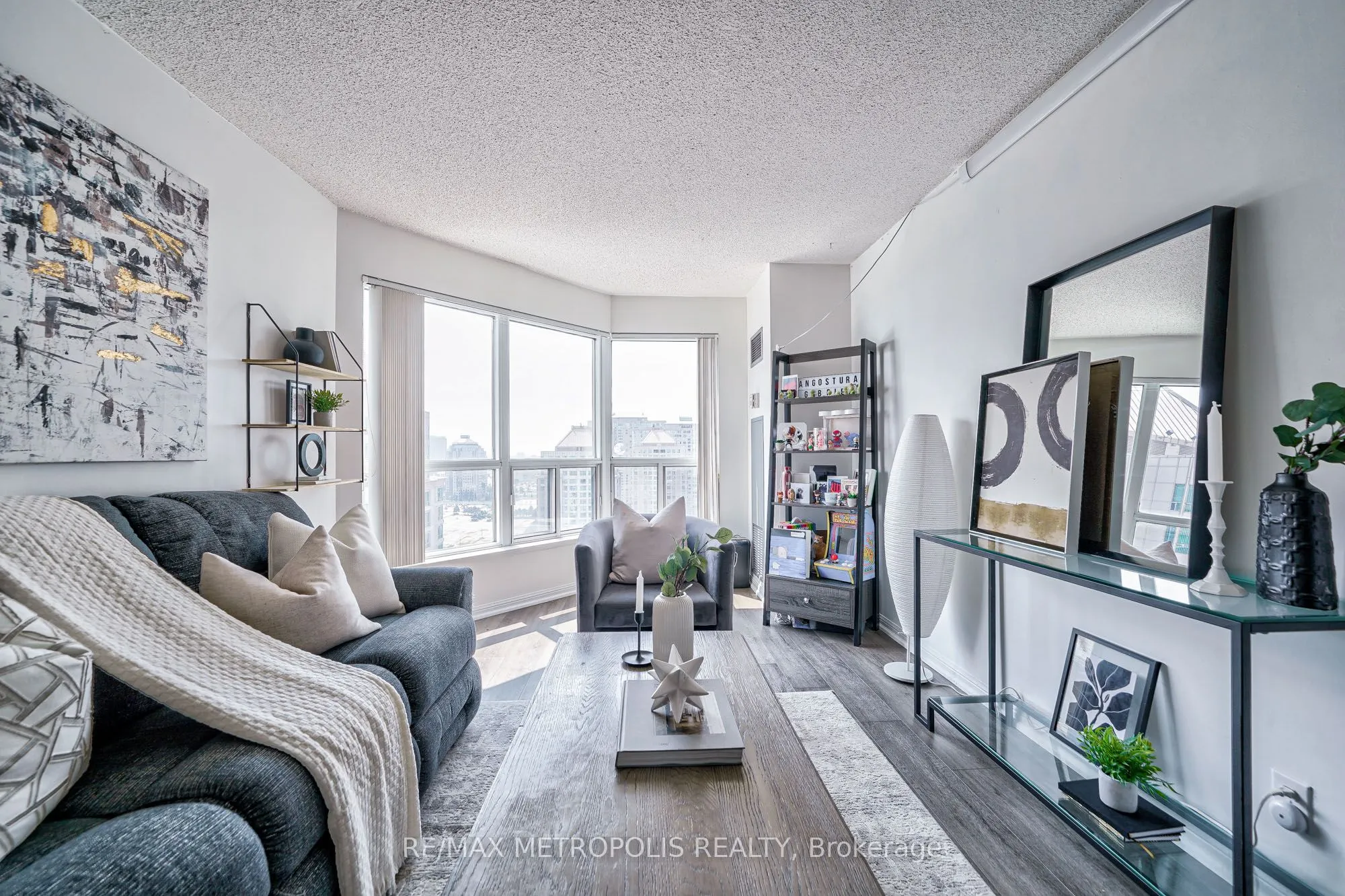 11 Lee Centre Drive, #PH109