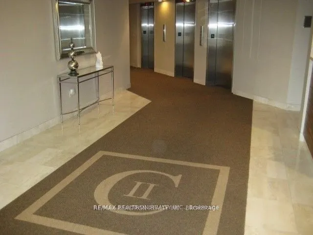 20 Dean Park Road, #1210