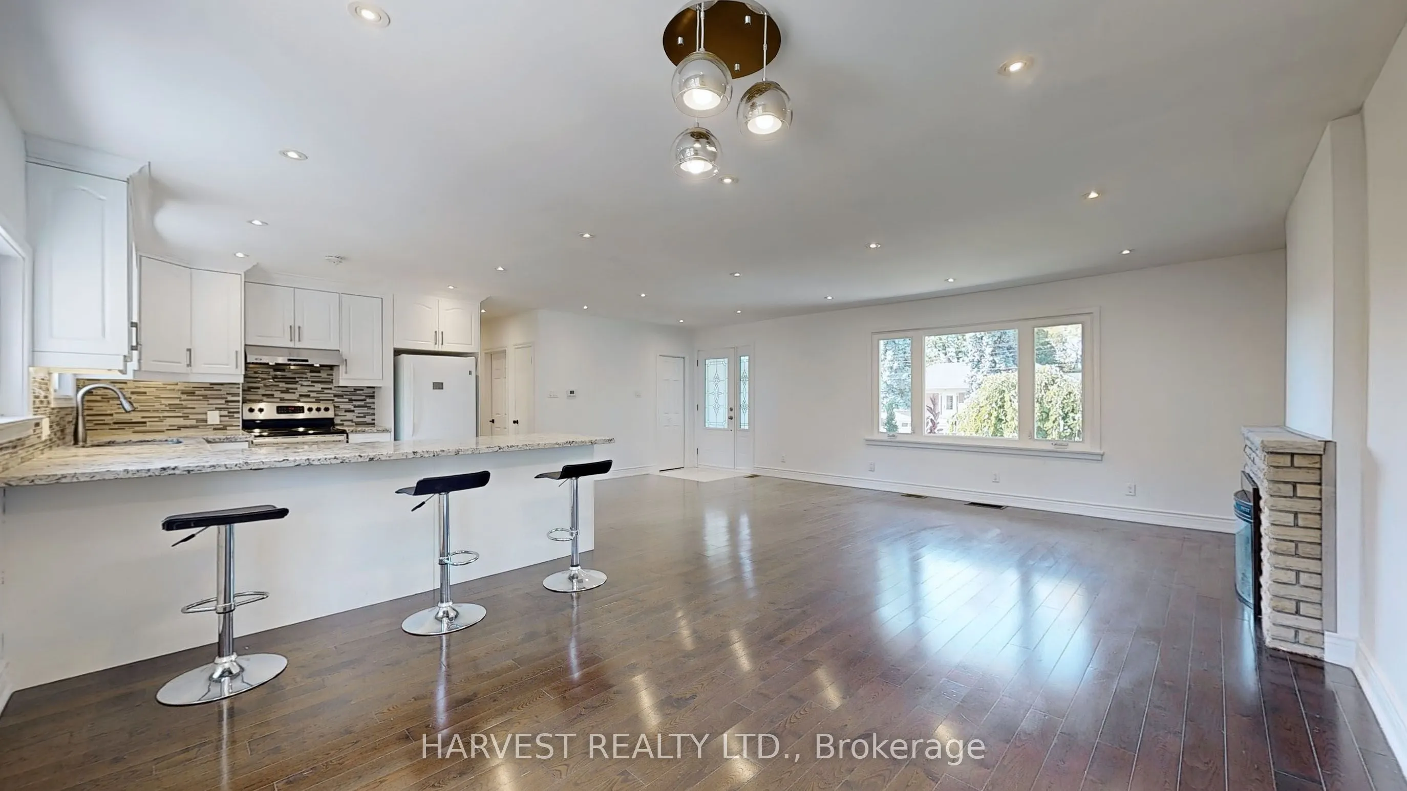 47 Commons Drive