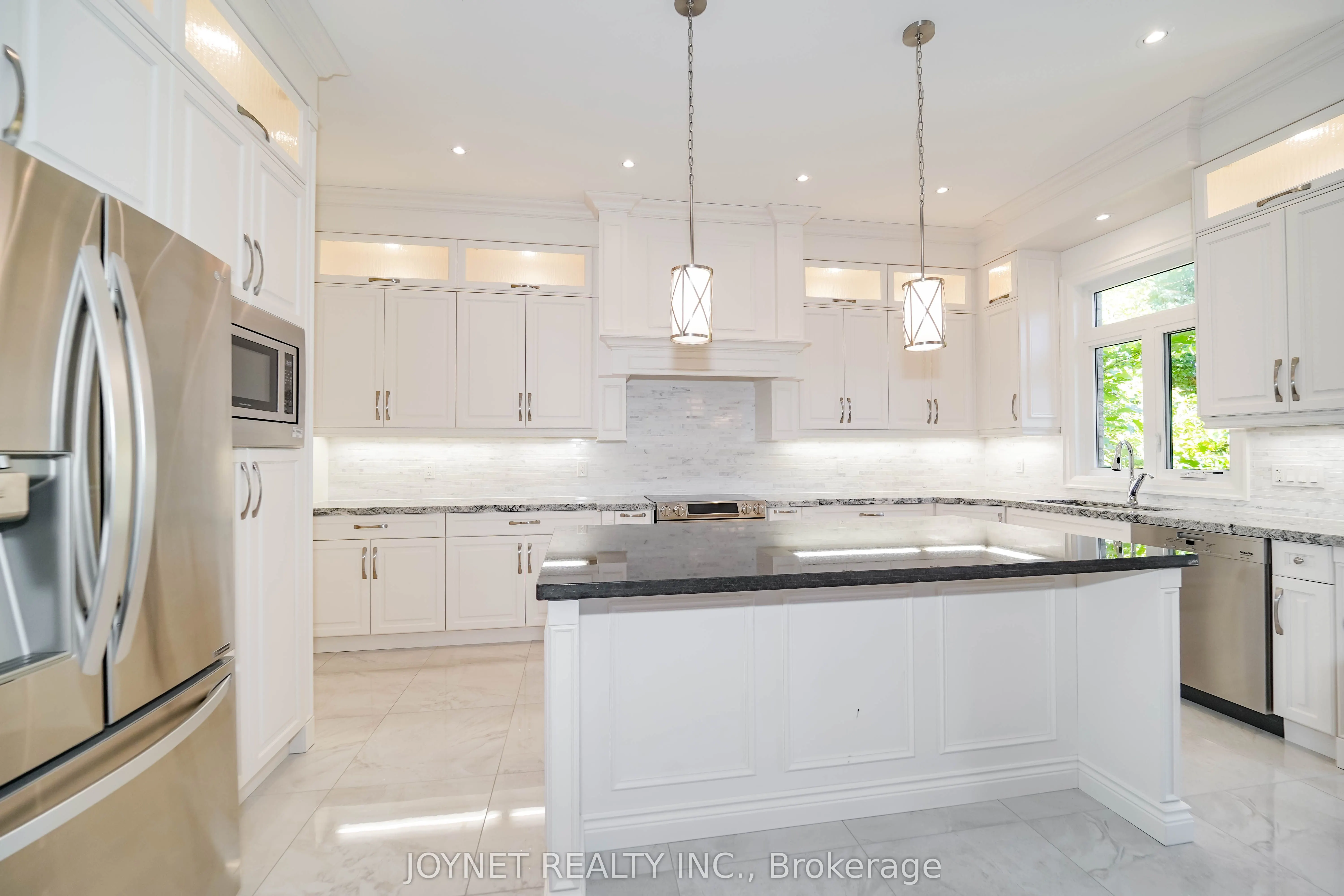 535 Rougemount Drive