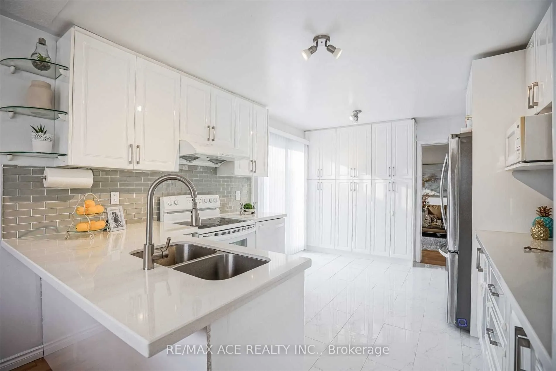113 Placentia Boulevard, #MAIN