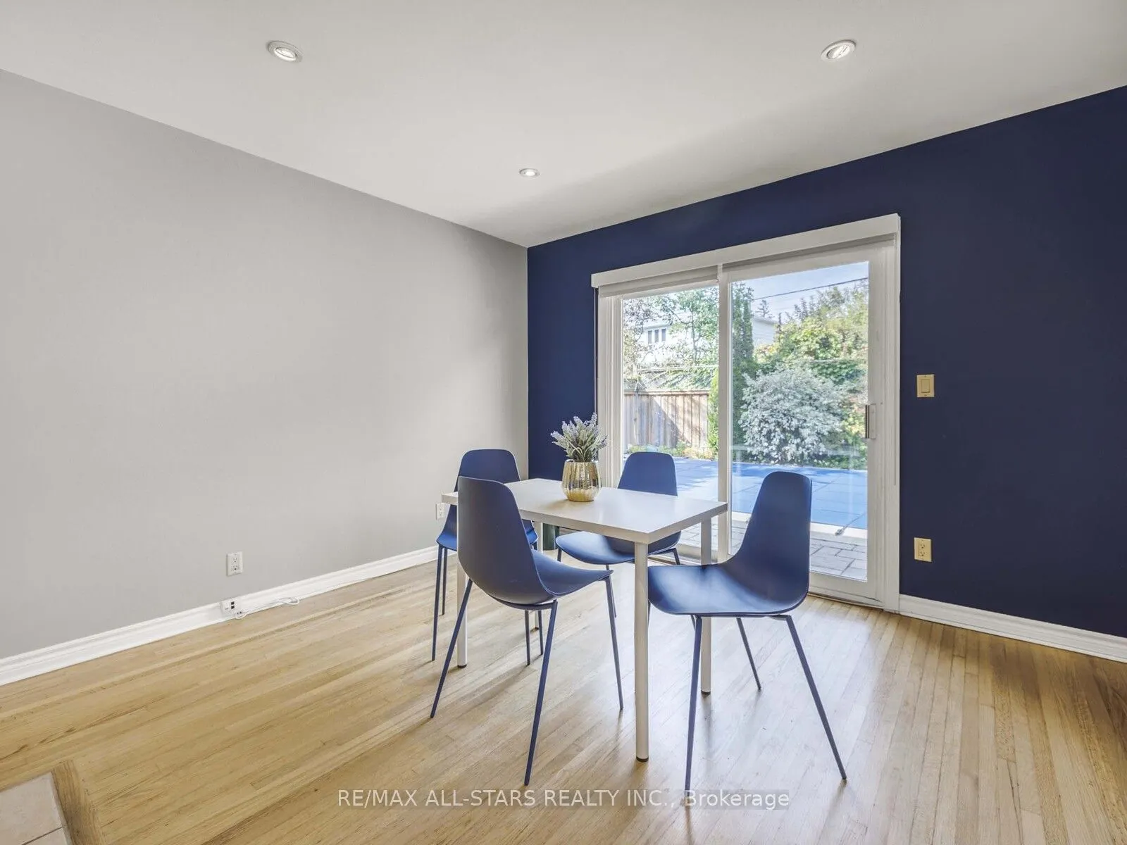 220 Catalina Drive