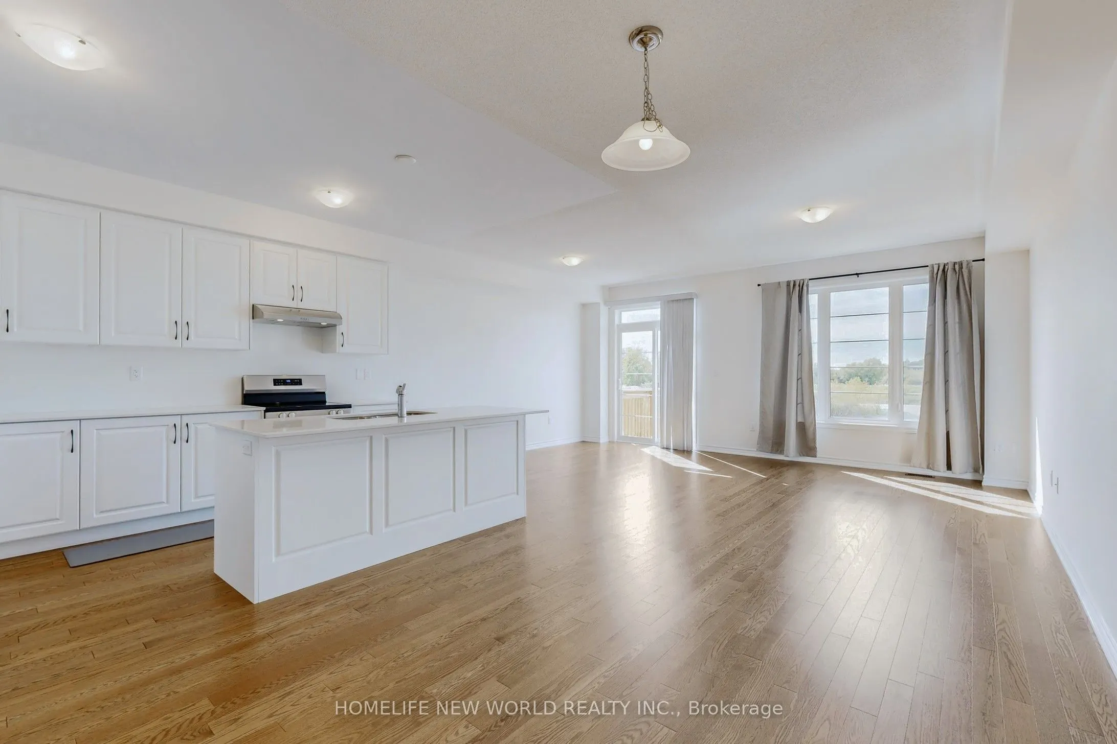 18 Velvet Drive