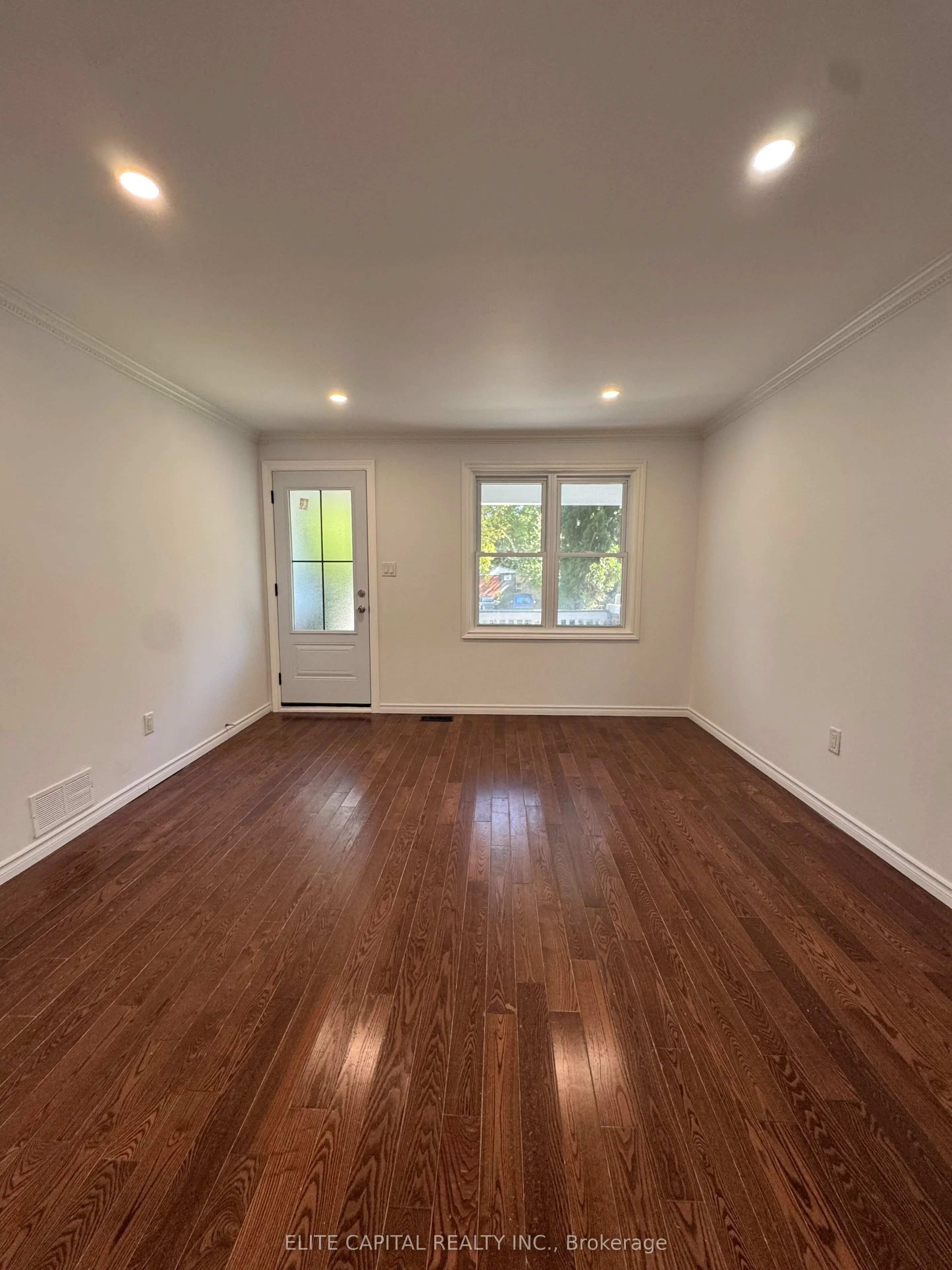282 Haig Street