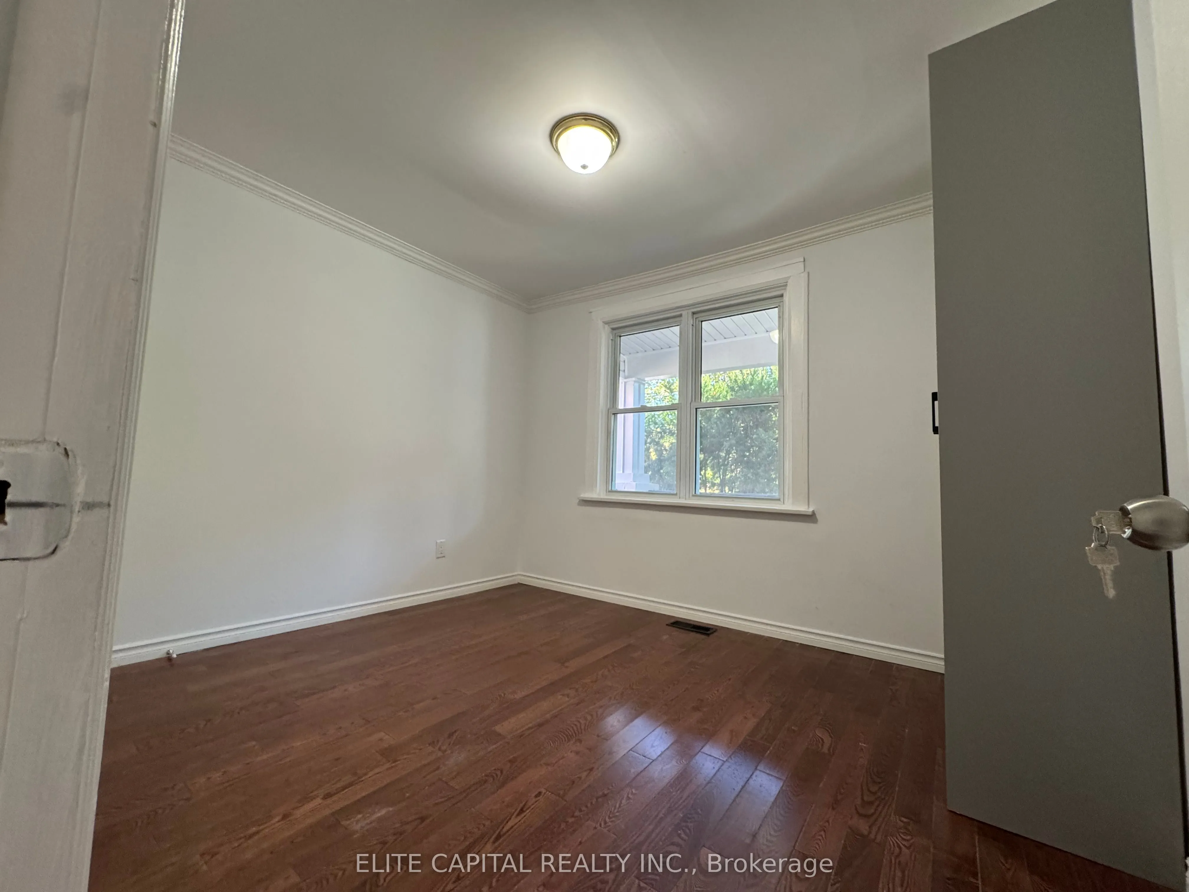 282 Haig Street