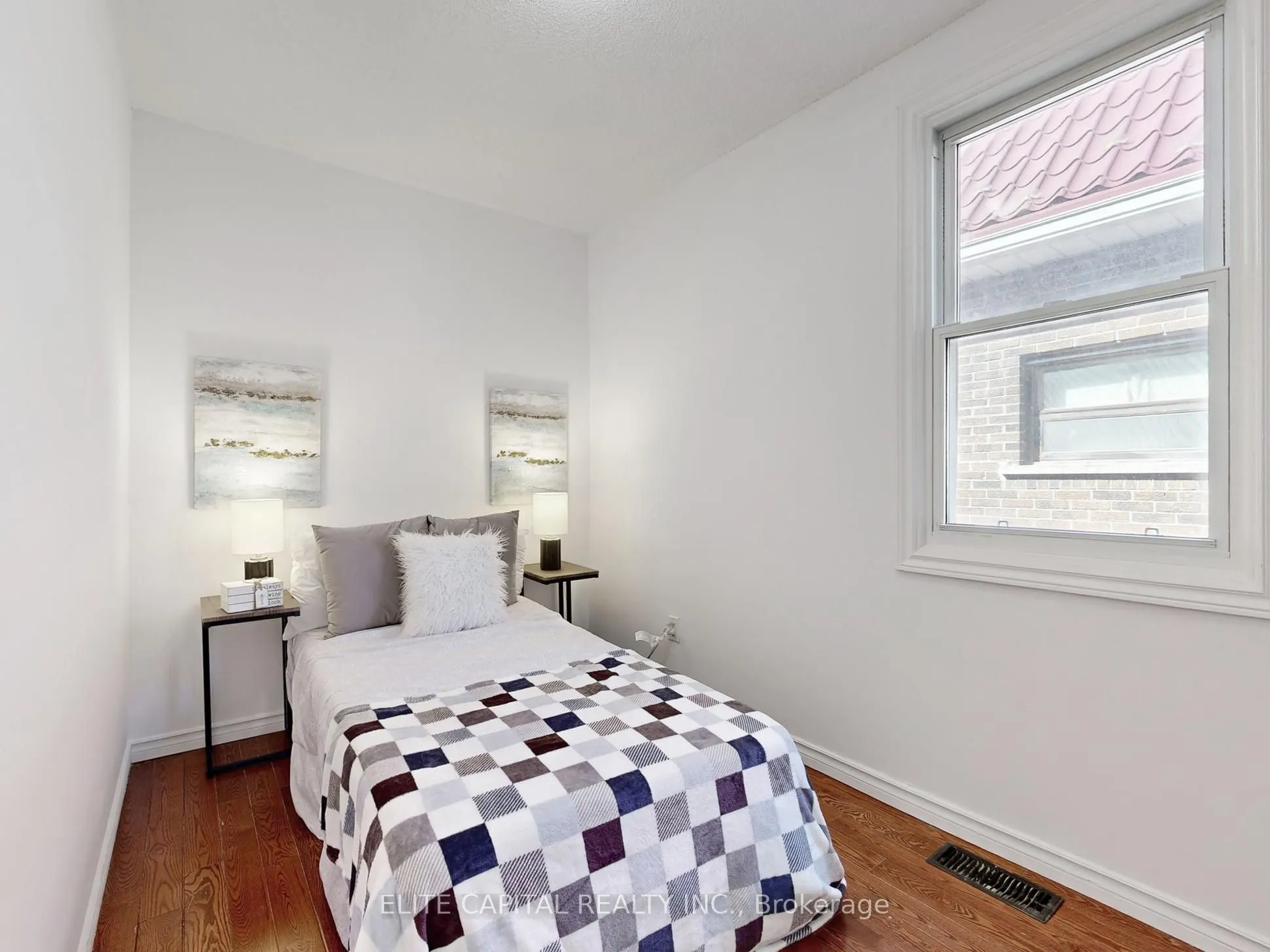 282 Haig Street