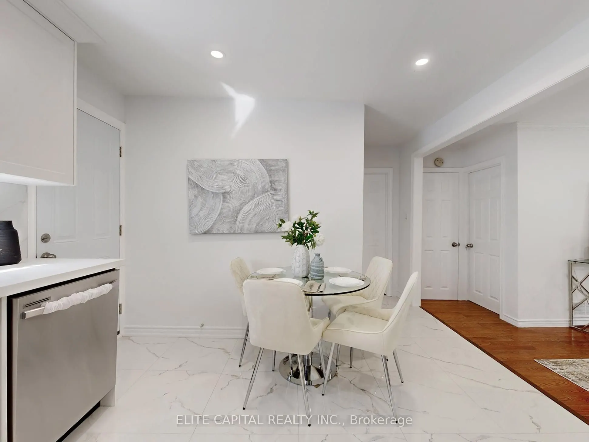 282 Haig Street