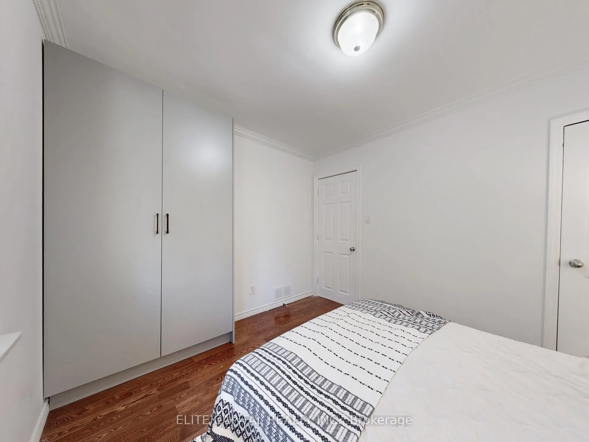 282 Haig Street