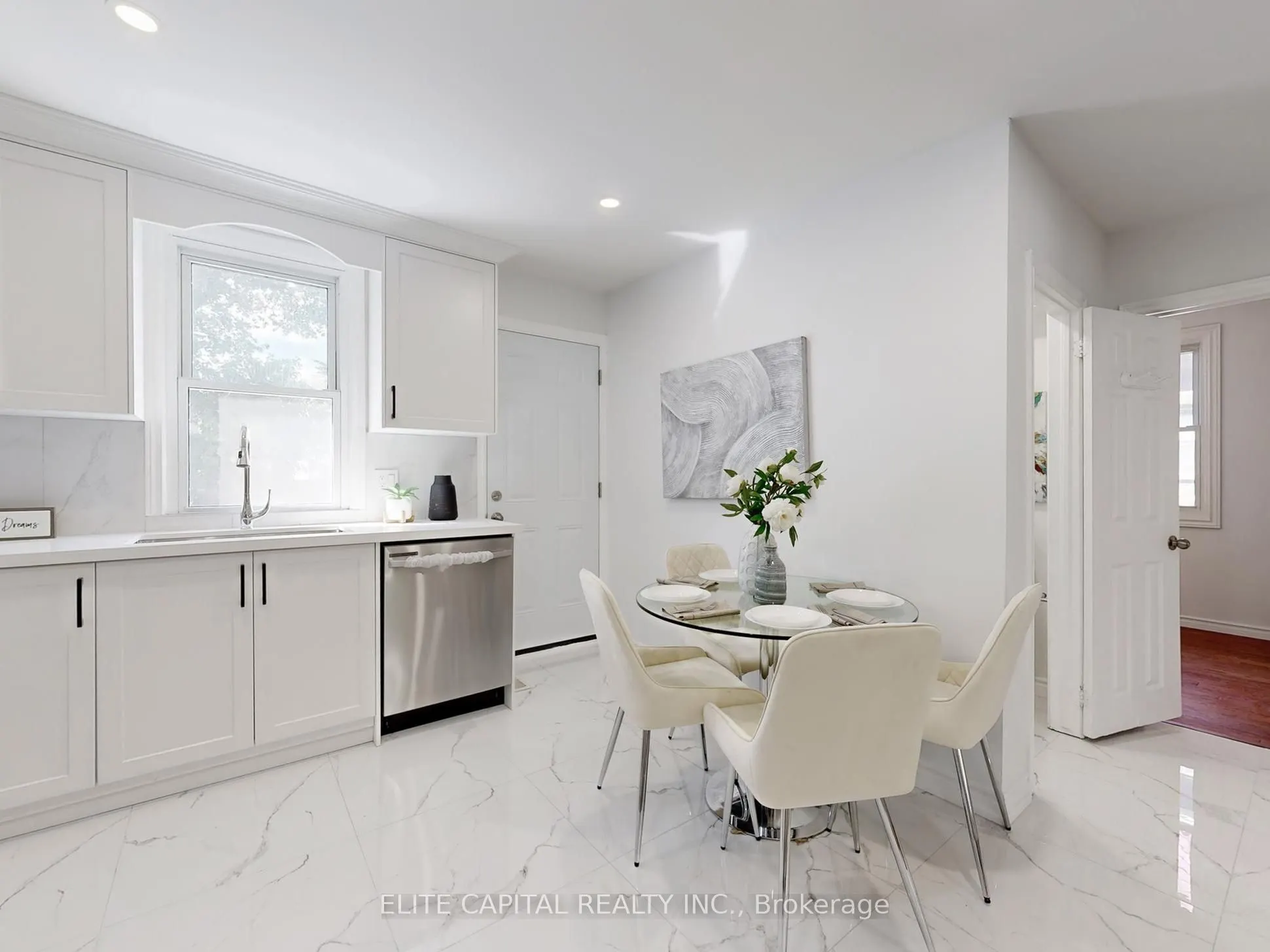 282 Haig Street