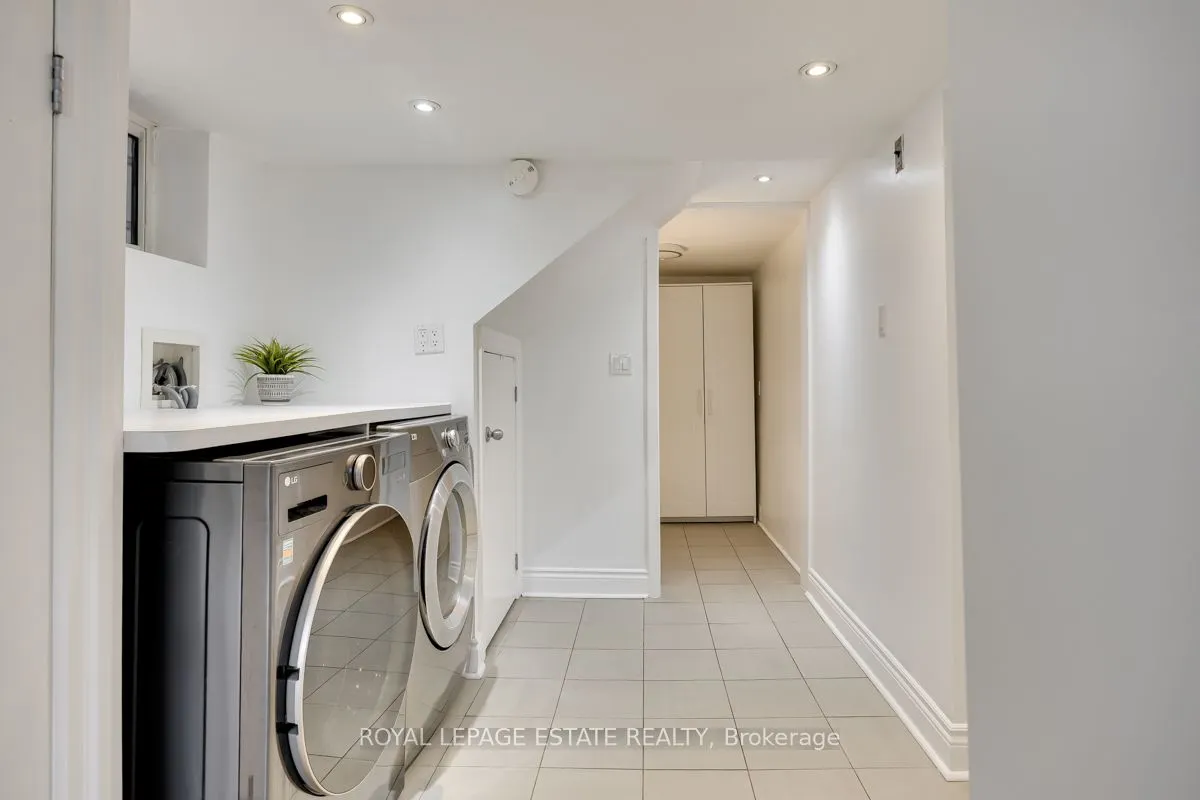 25 Ferncroft Drive