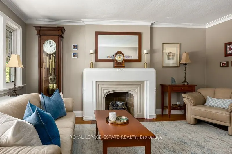 25 Ferncroft Drive