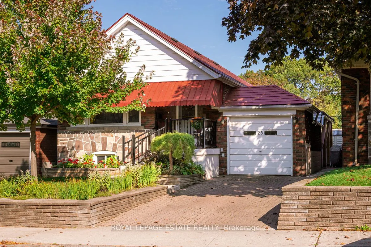 25 Ferncroft Drive