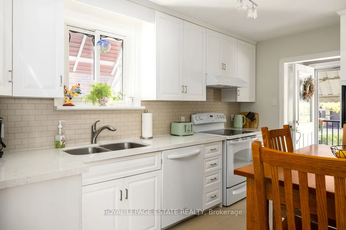 25 Ferncroft Drive