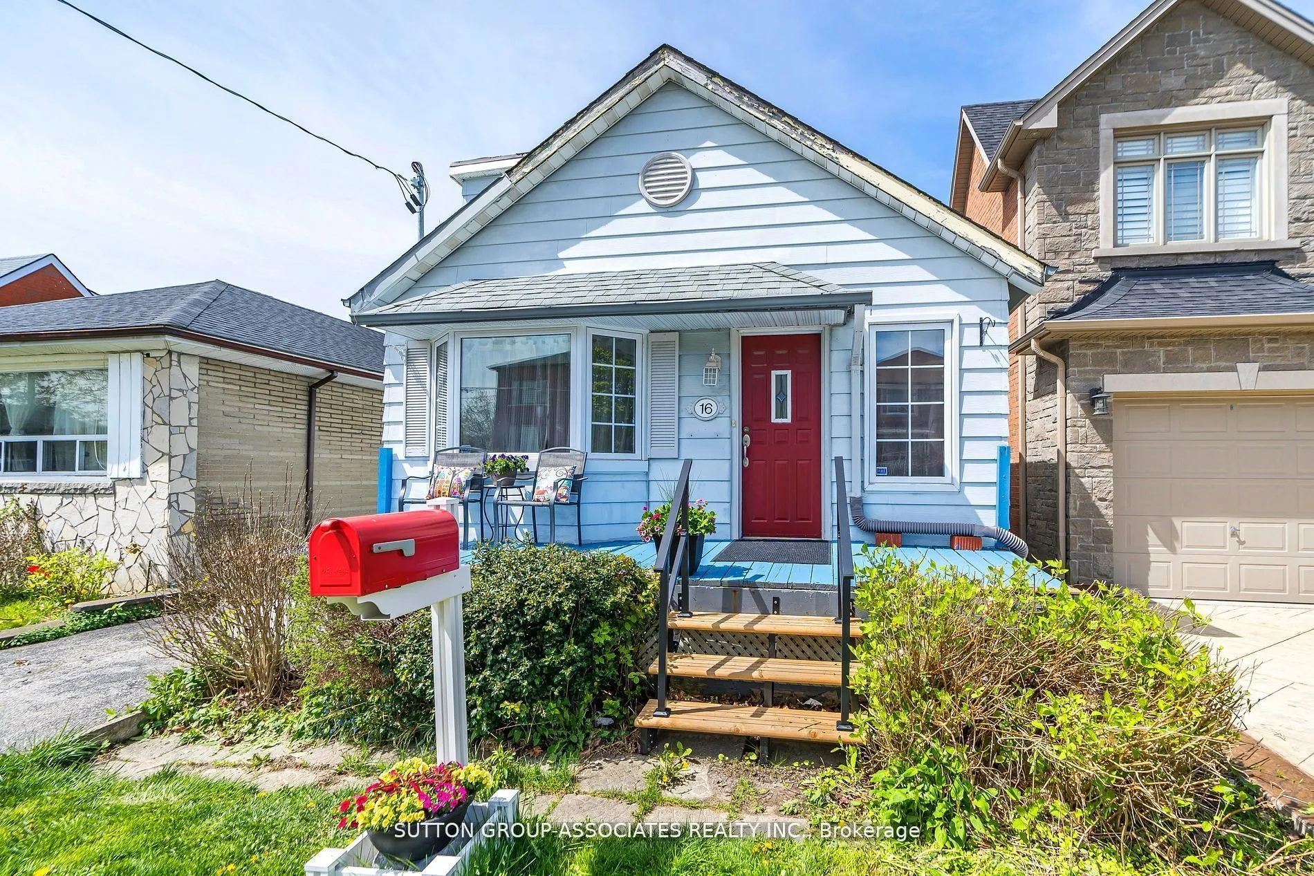 16 North Bonnington Avenue