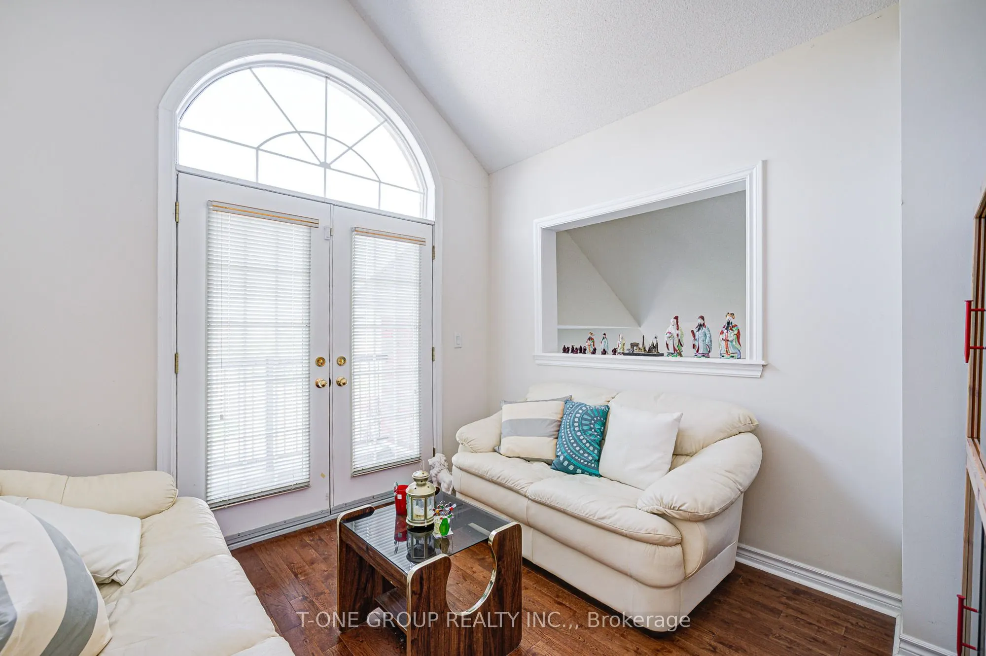 39 Boulderbrook Drive