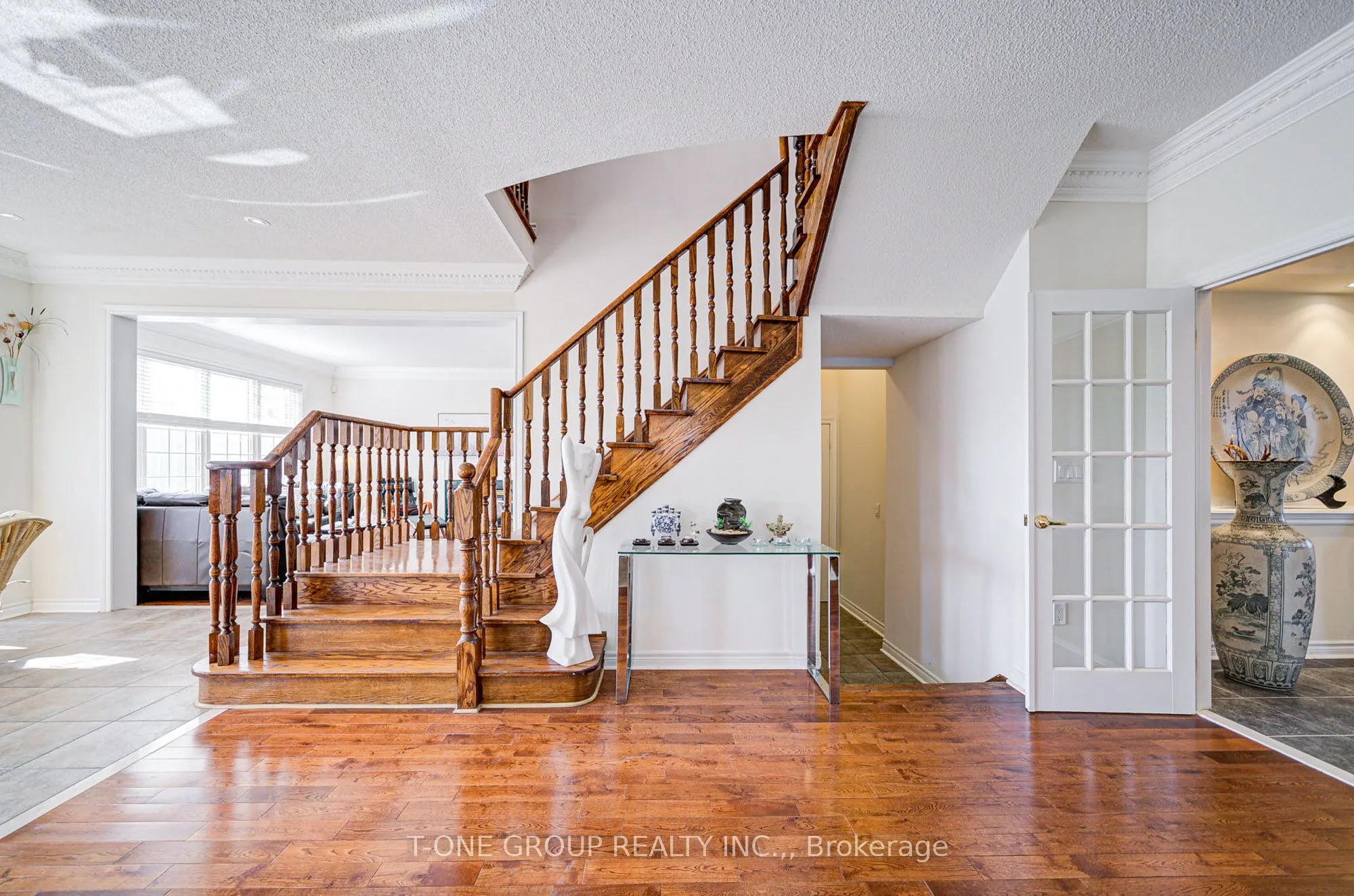 39 Boulderbrook Drive