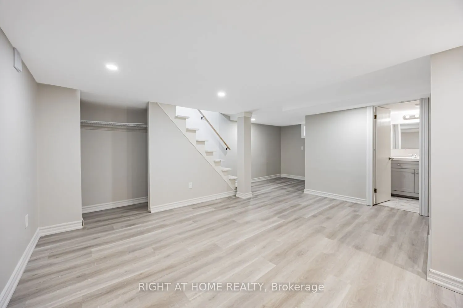 390 Jarvis Street